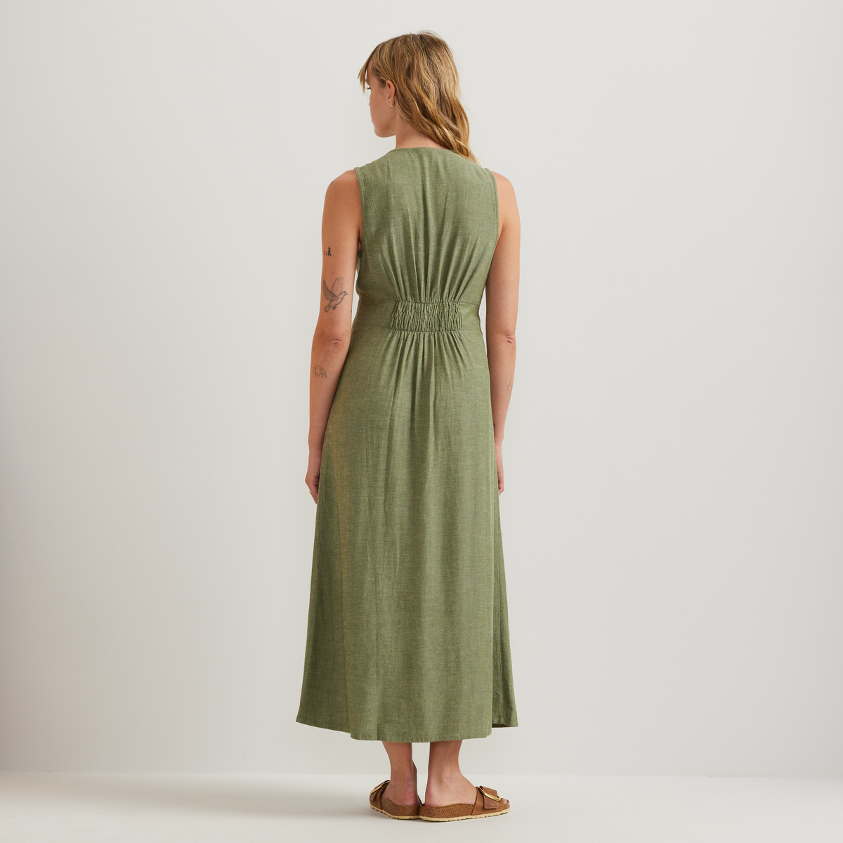 Eddie Bauer Women's Button Front Midi Dress alternate view 4
