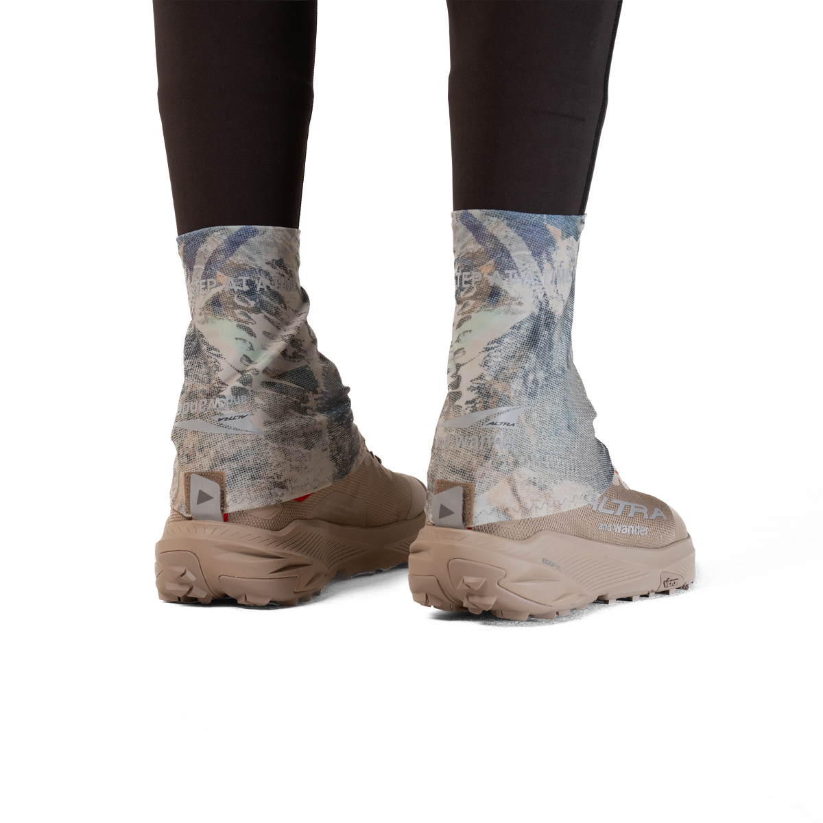 Altra Trail Gaiter X and wander - Beige Sand Camo - image 2