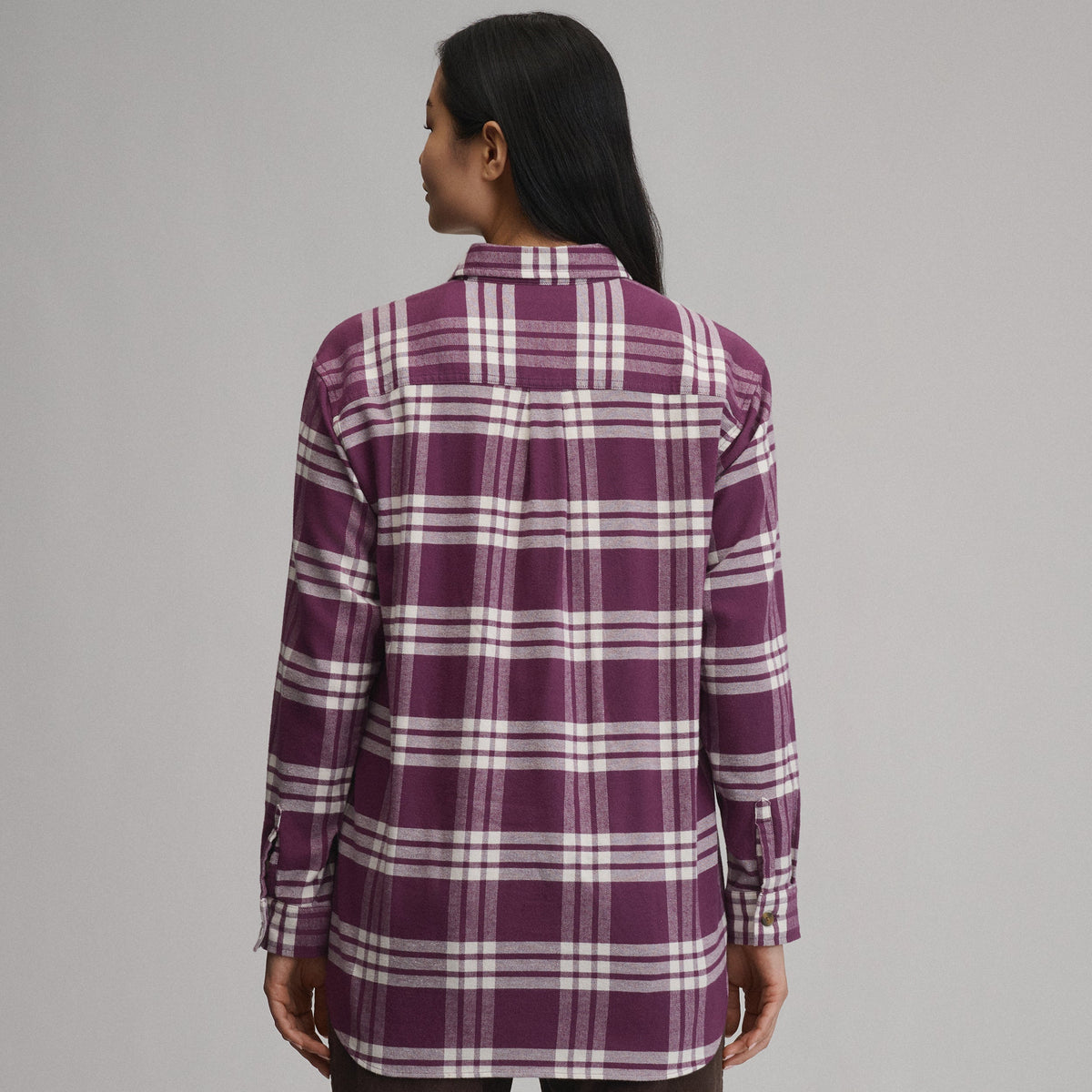 Eddie Bauer Women's Field Flex Boyfriend Flannel Shirt alternate view 5