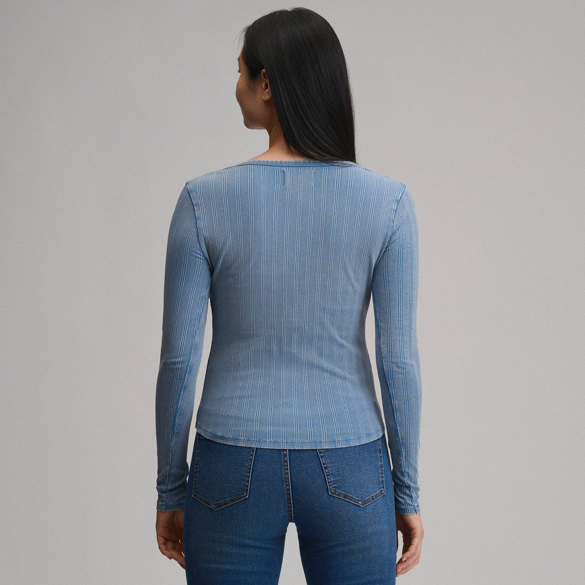 Eddie Bauer Women's Long-Sleeve Rib Y-Neck Henley alternate view 5