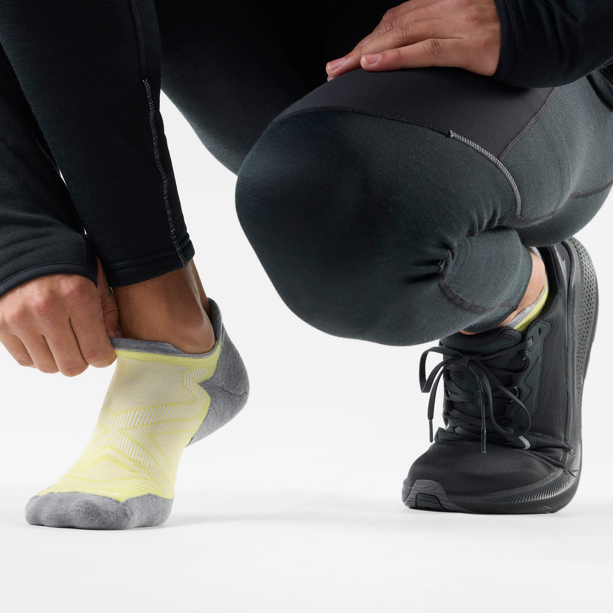 Altra Run Targeted Cushion Low Ankle Socks - Lemongrass - image 2