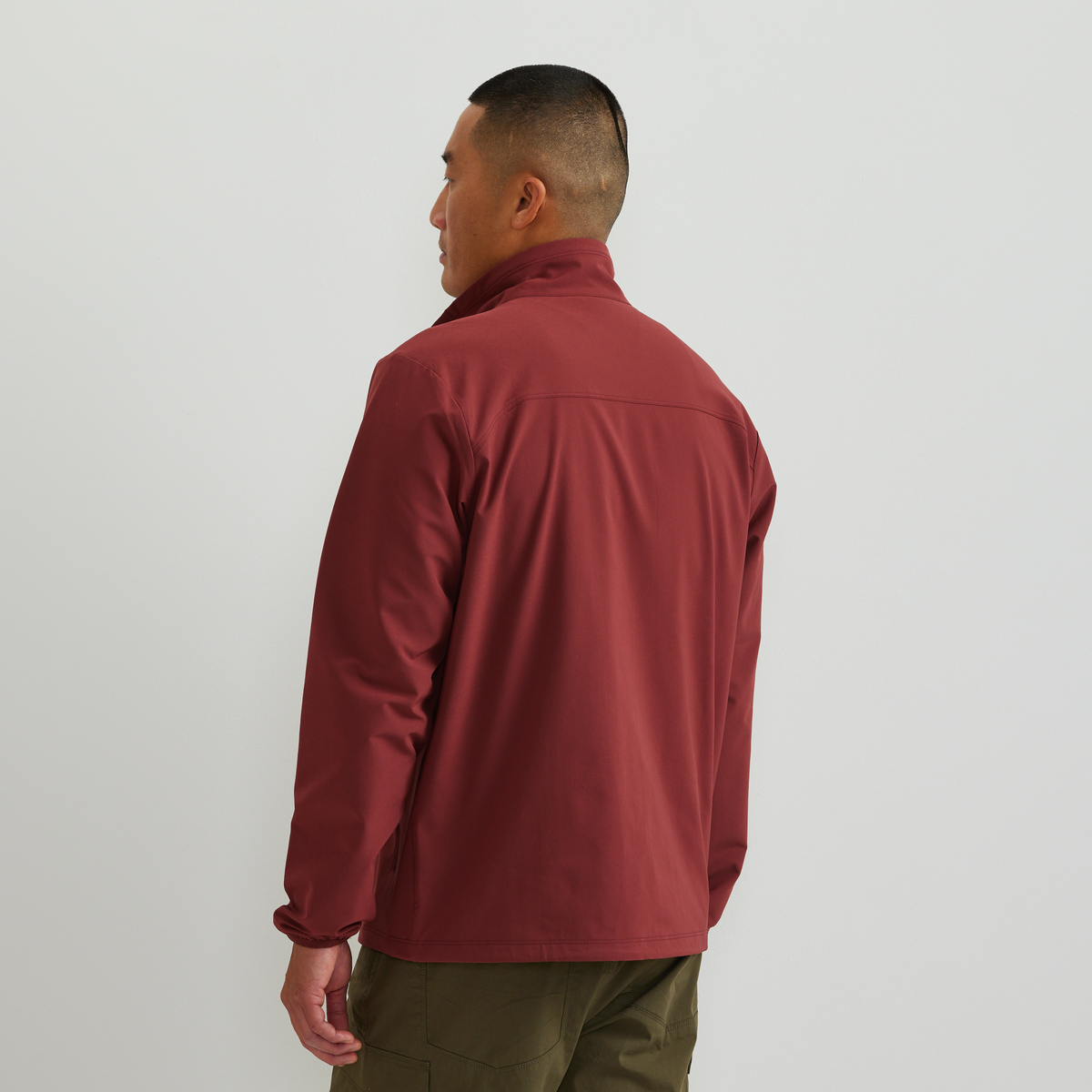 Eddie Bauer Men's Stratify Soft Shell Jacket alternate view 5