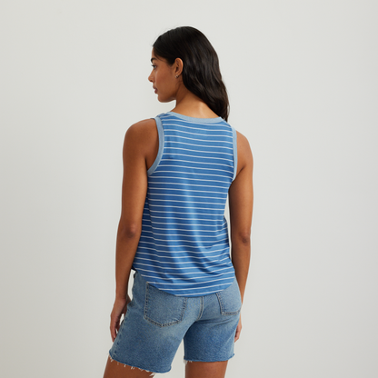 Eddie Bauer Women's Surreal V-Neck Travel Tank alternate view 5