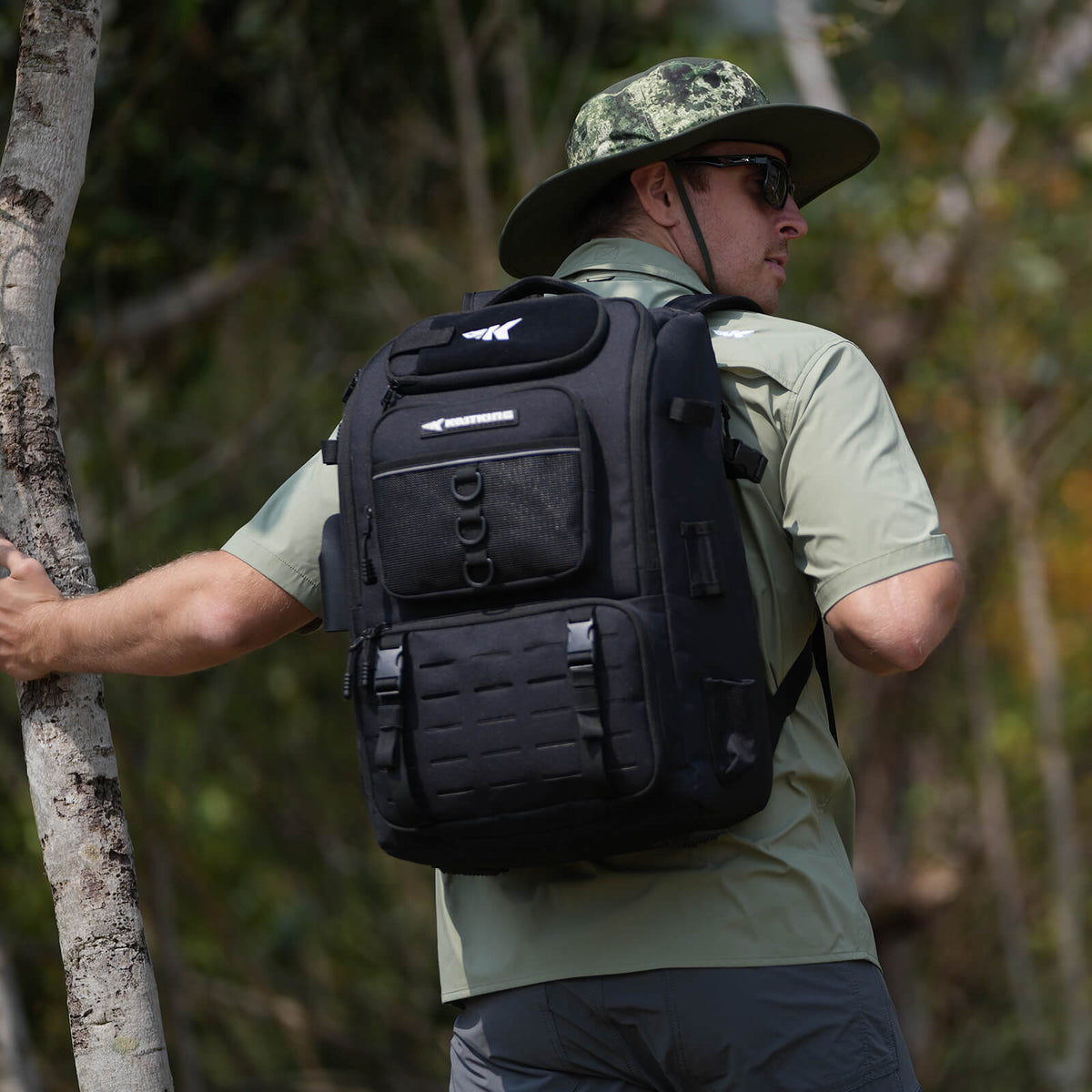 KastKing KarryAll Tackle Backpack with Rod Holders 4 Tackle Boxes product image 2