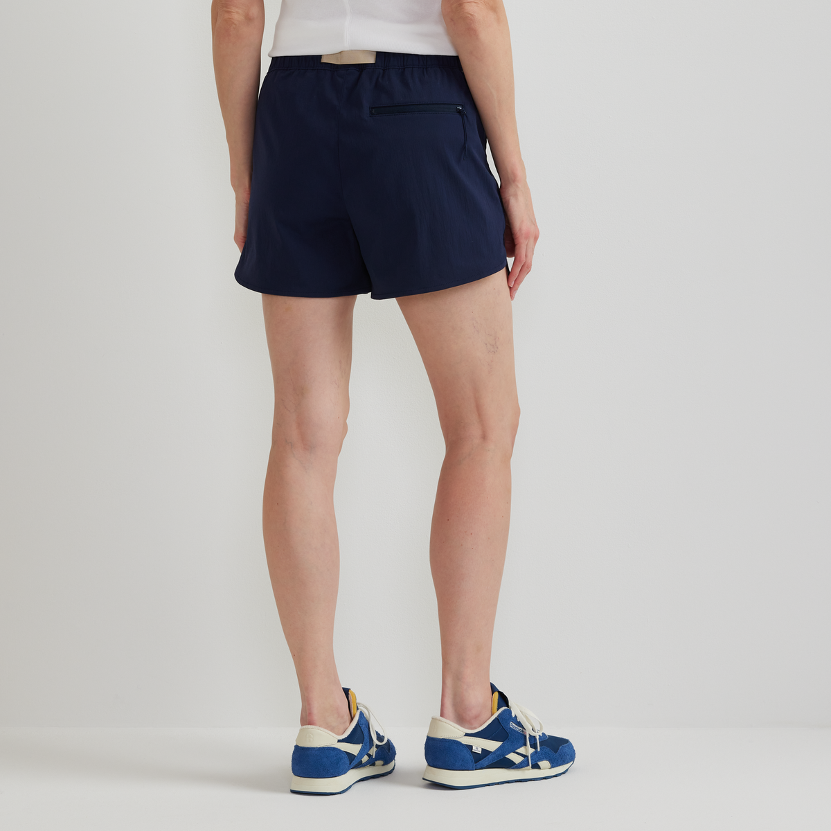 Eddie Bauer Women's Belted Ripstop Shorts alternate view 1