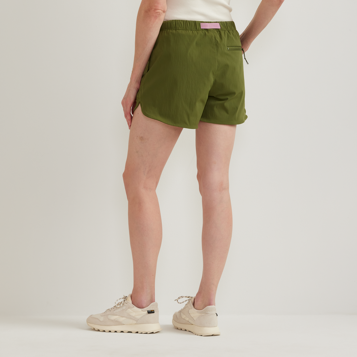 Eddie Bauer Women's Belted Ripstop Shorts alternate view 4