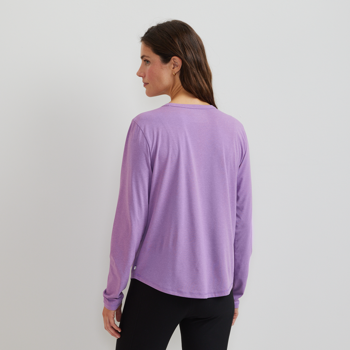 Eddie Bauer Women's Trek Light Hike Long-Sleeve Crewneck T-Shirt alternate view 5