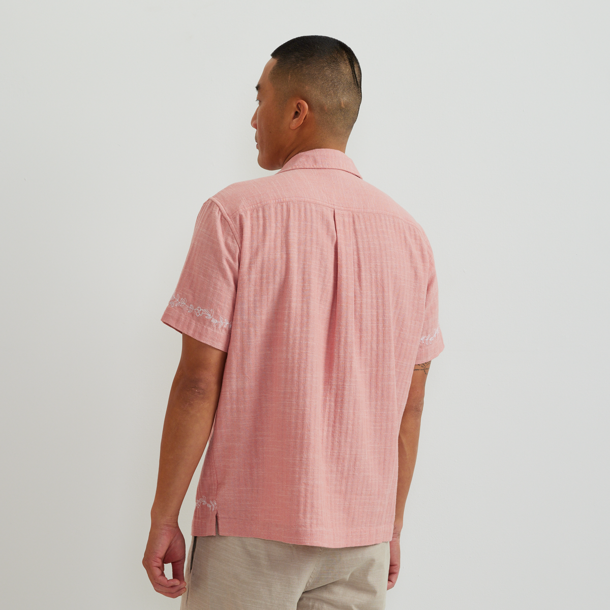 Eddie Bauer Men's Short Sleeve Cotton Shirt alternate view 1