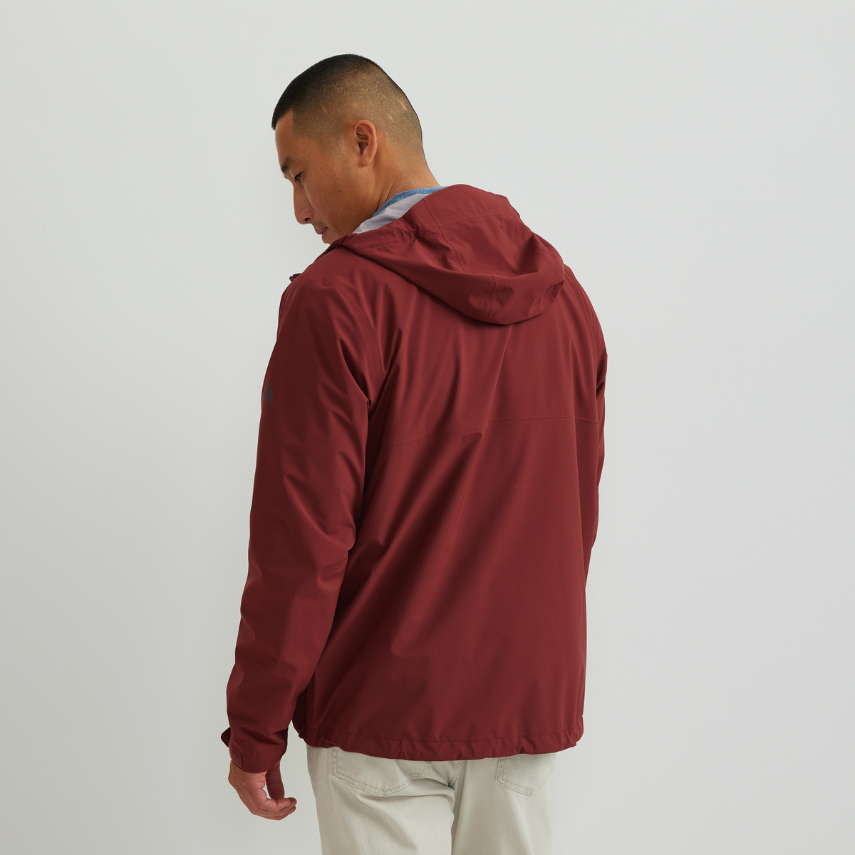 Eddie Bauer Men's Cloud Cap 3L Waterproof Stretch Hooded Rain Jacket alternate view 3