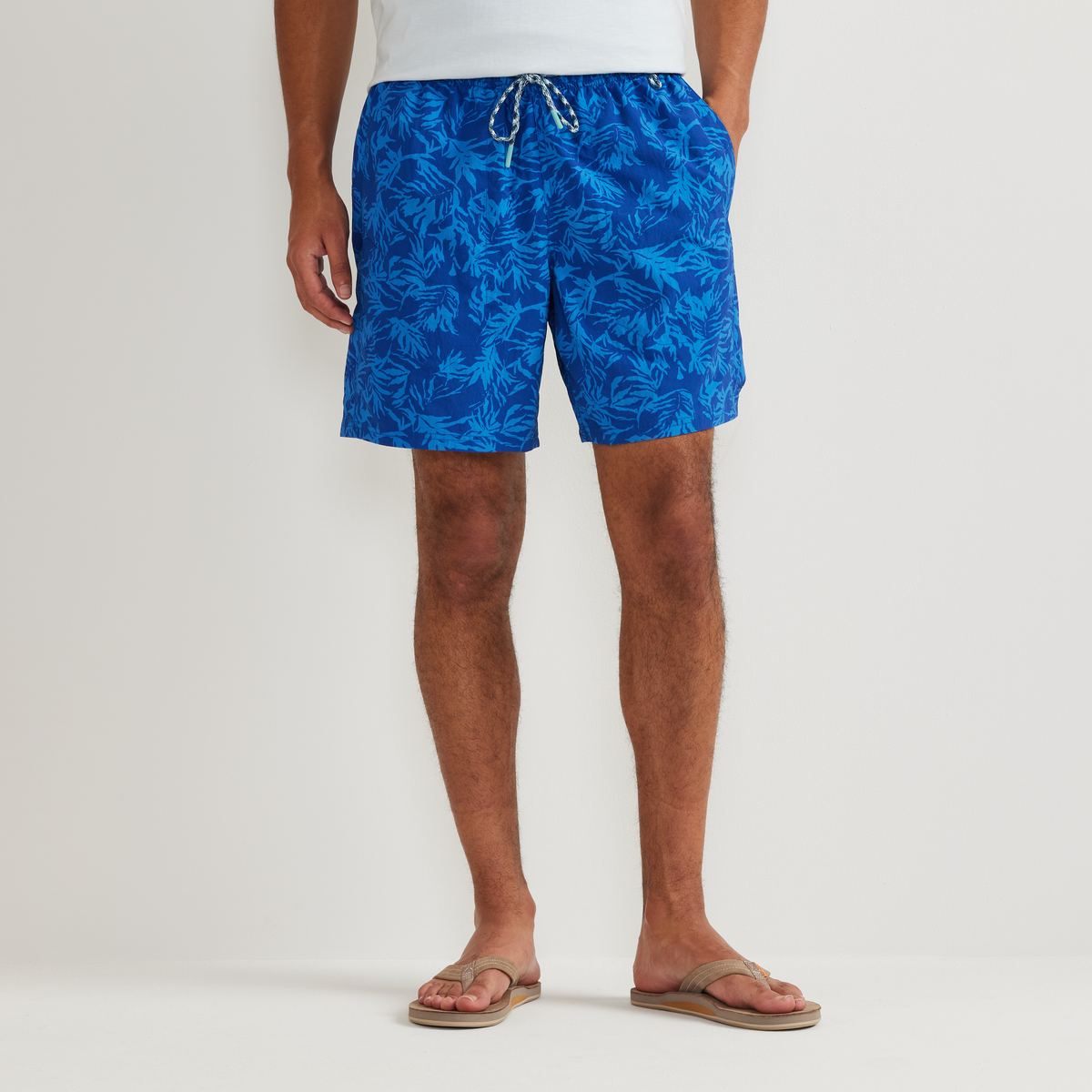 Eddie Bauer Men's Tidal Shorts 2.0 alternate view 4