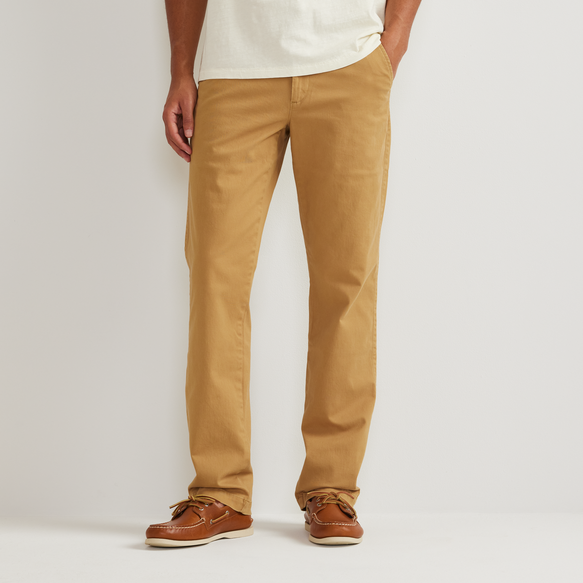 Eddie Bauer Men's Legend Wash Twill Pants alternate view 4