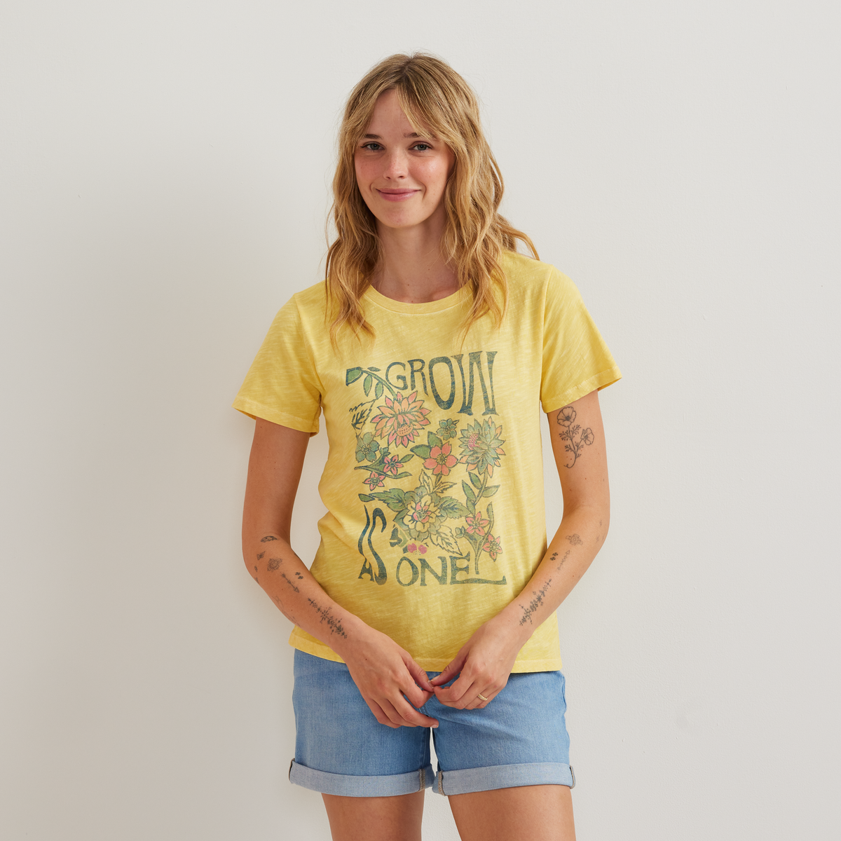 Eddie Bauer Women's Graphic T-Shirt - Grow As One product image