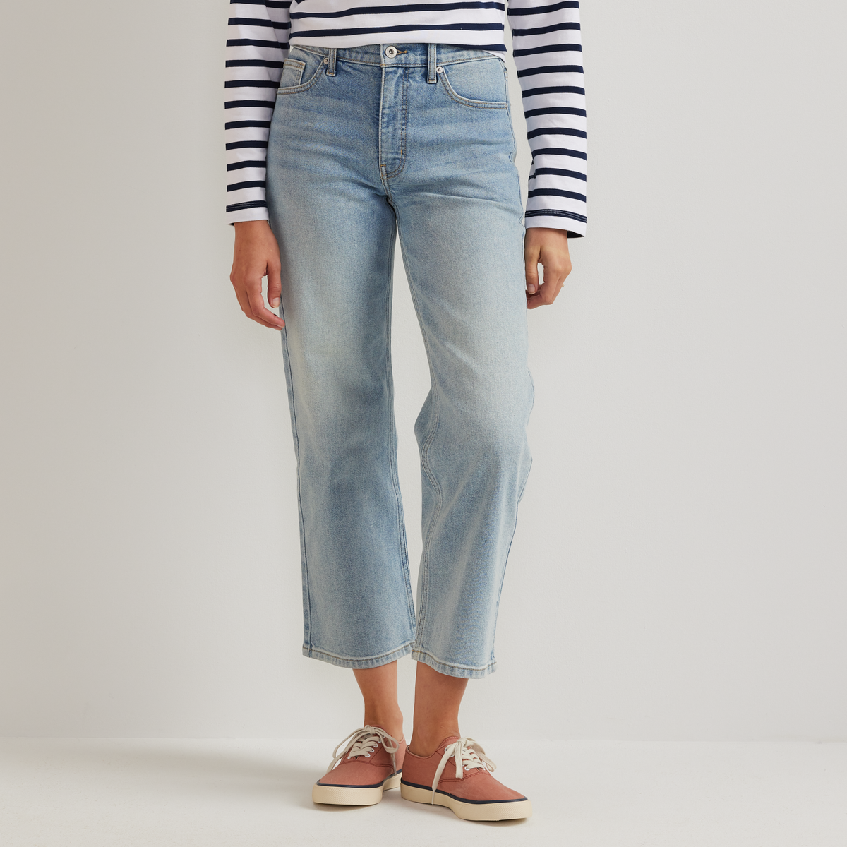 Eddie Bauer Women's Authentic Everyday High-Rise Cropped Jeans alternate view 1