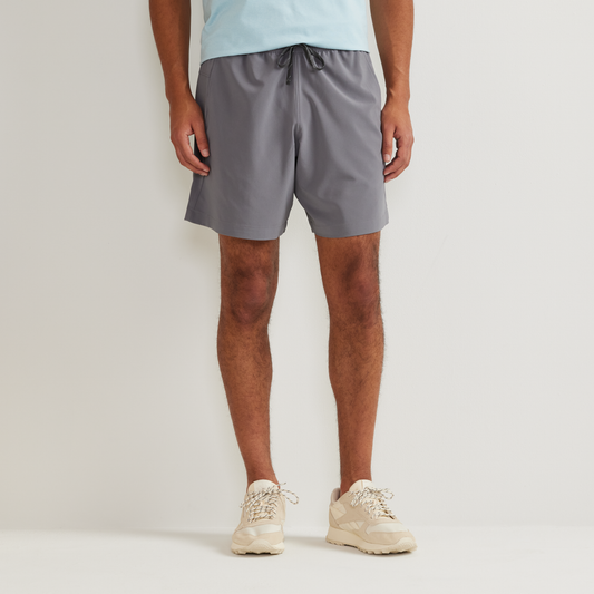 Eddie Bauer Men's Resonance Shorts - 8" alternate view 1