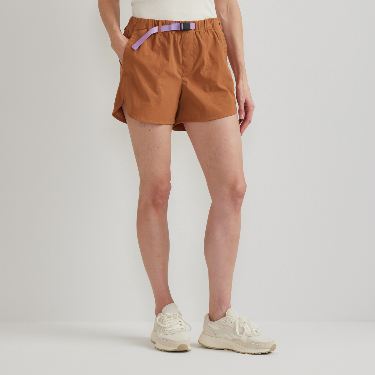 Eddie Bauer Women's Belted Ripstop Shorts alternate view 2