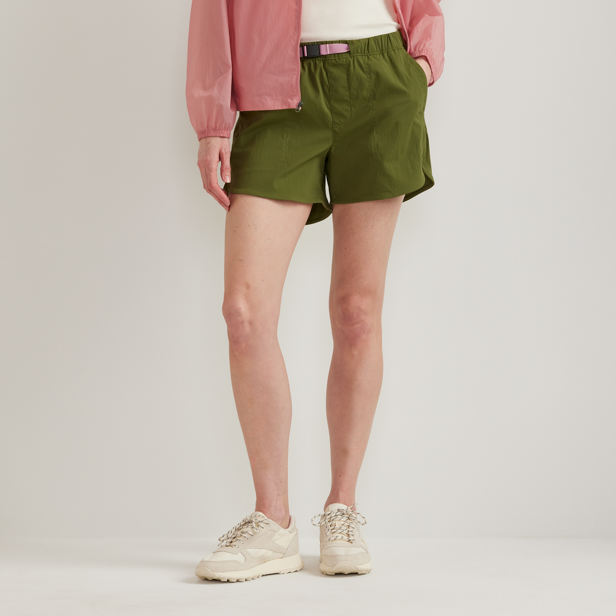 Eddie Bauer Women's Belted Ripstop Shorts alternate view 3