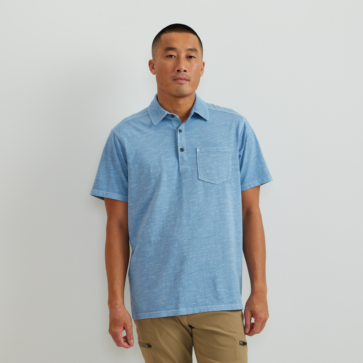 Eddie Bauer Men's Sunwashed Cotton Pocket Polo alternate view 5