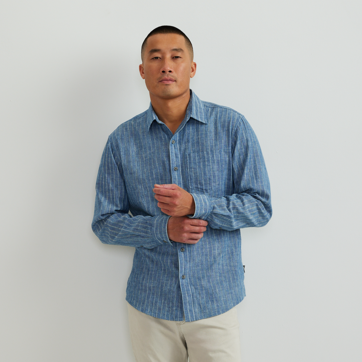 Eddie Bauer Men's Vintage Shirt alternate view 3