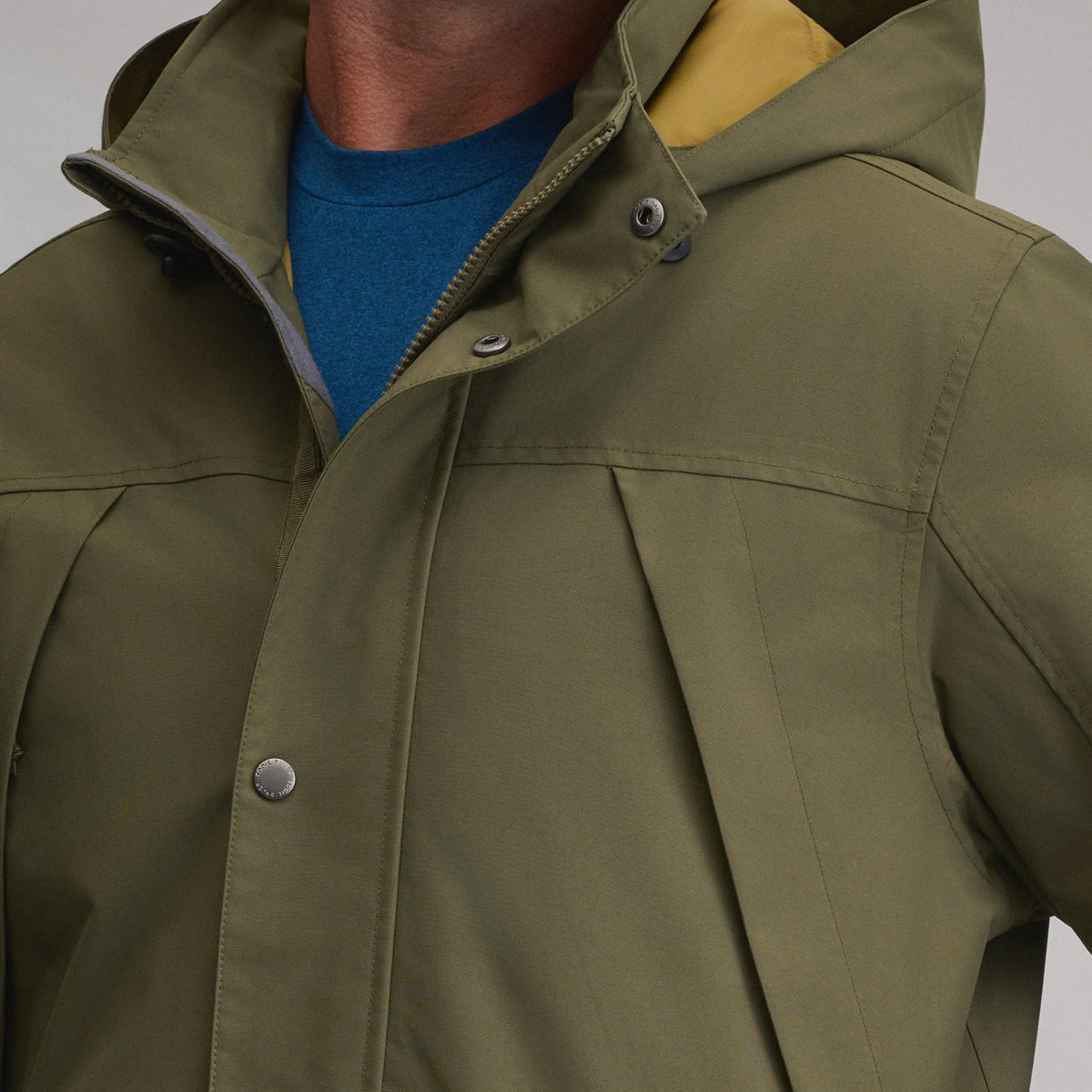 Eddie Bauer Men's Rainfoil® Heritage Insulated Parka alternate view 2