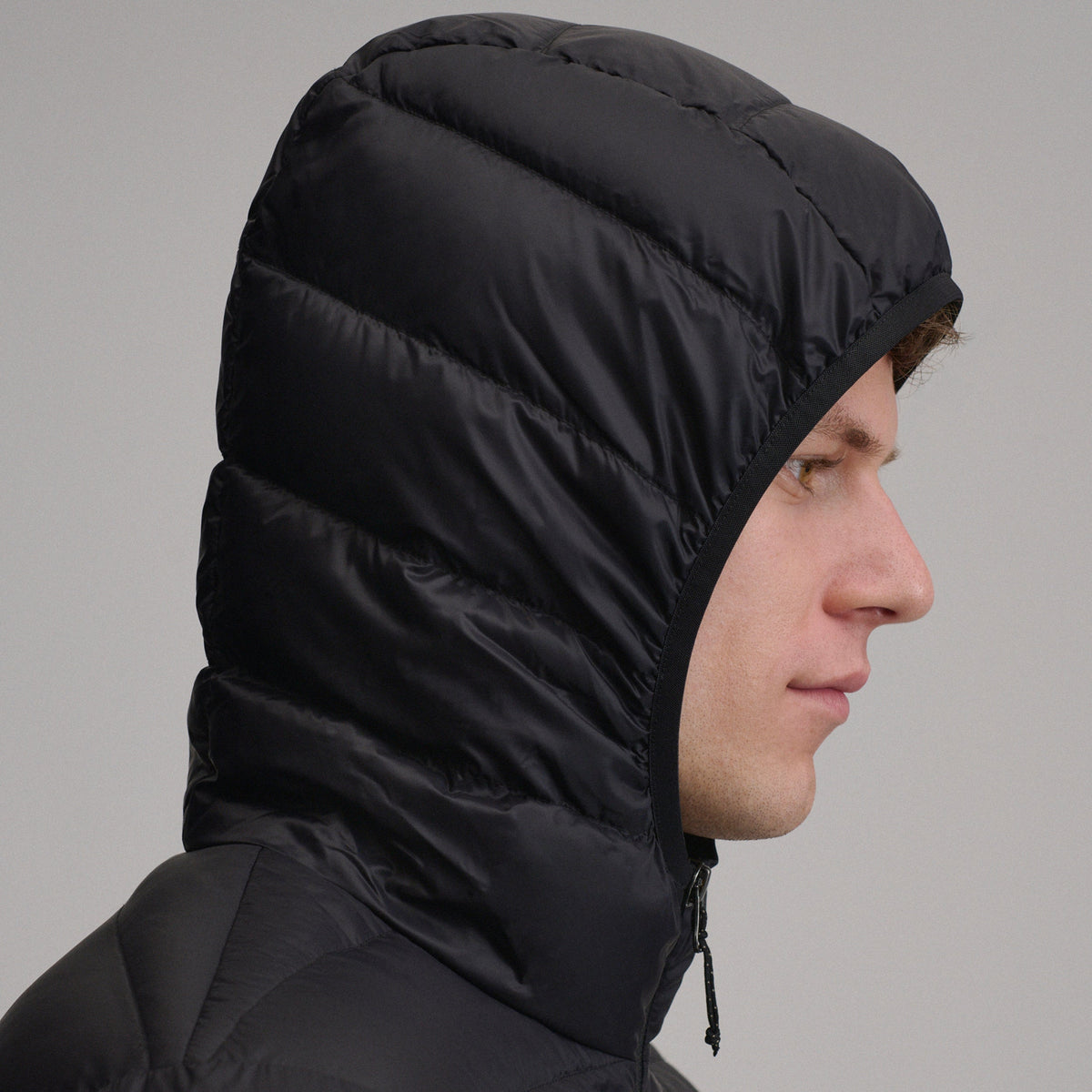 Eddie Bauer Men's CirrusLite Down Hooded Jacket alternate view 3
