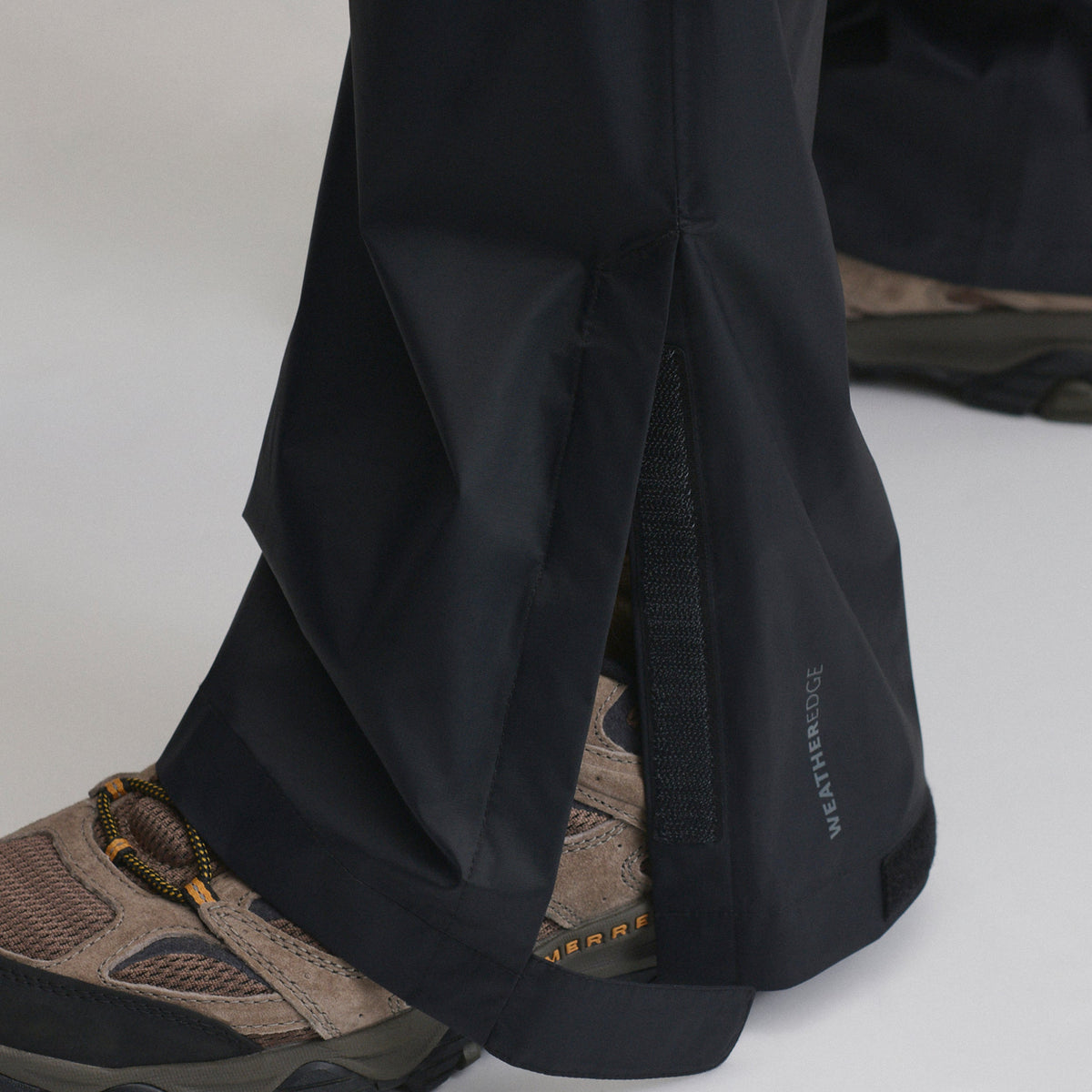 Eddie Bauer Men's RipPac® Waterproof Rain Pants alternate view 3