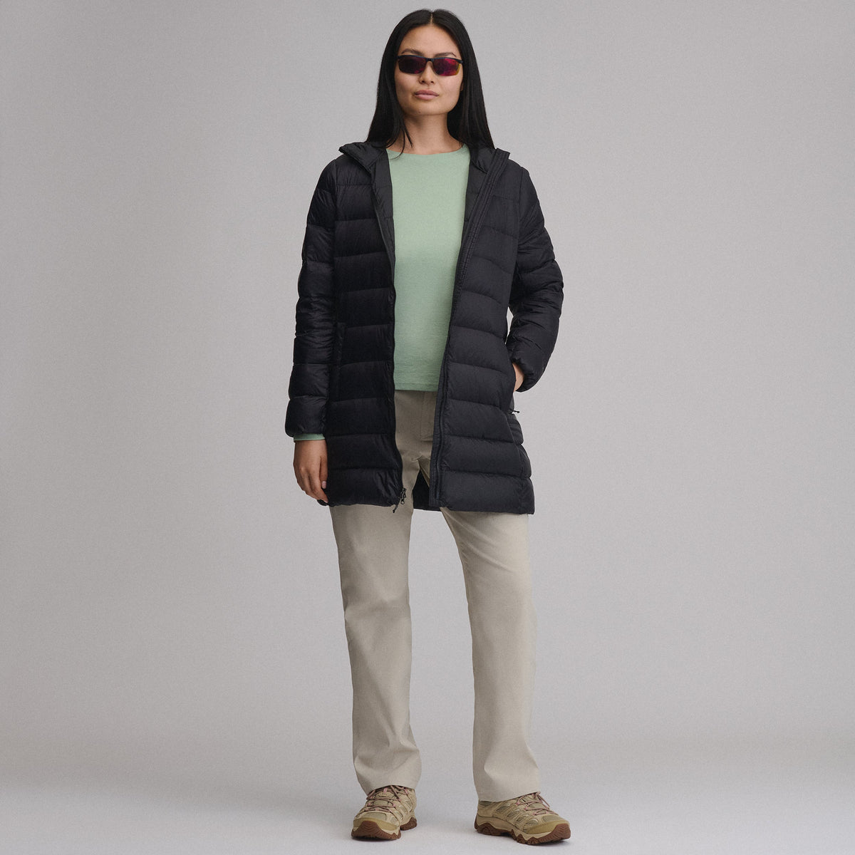 Eddie Bauer Women's CirrusLite Down Hooded Parka alternate view 4