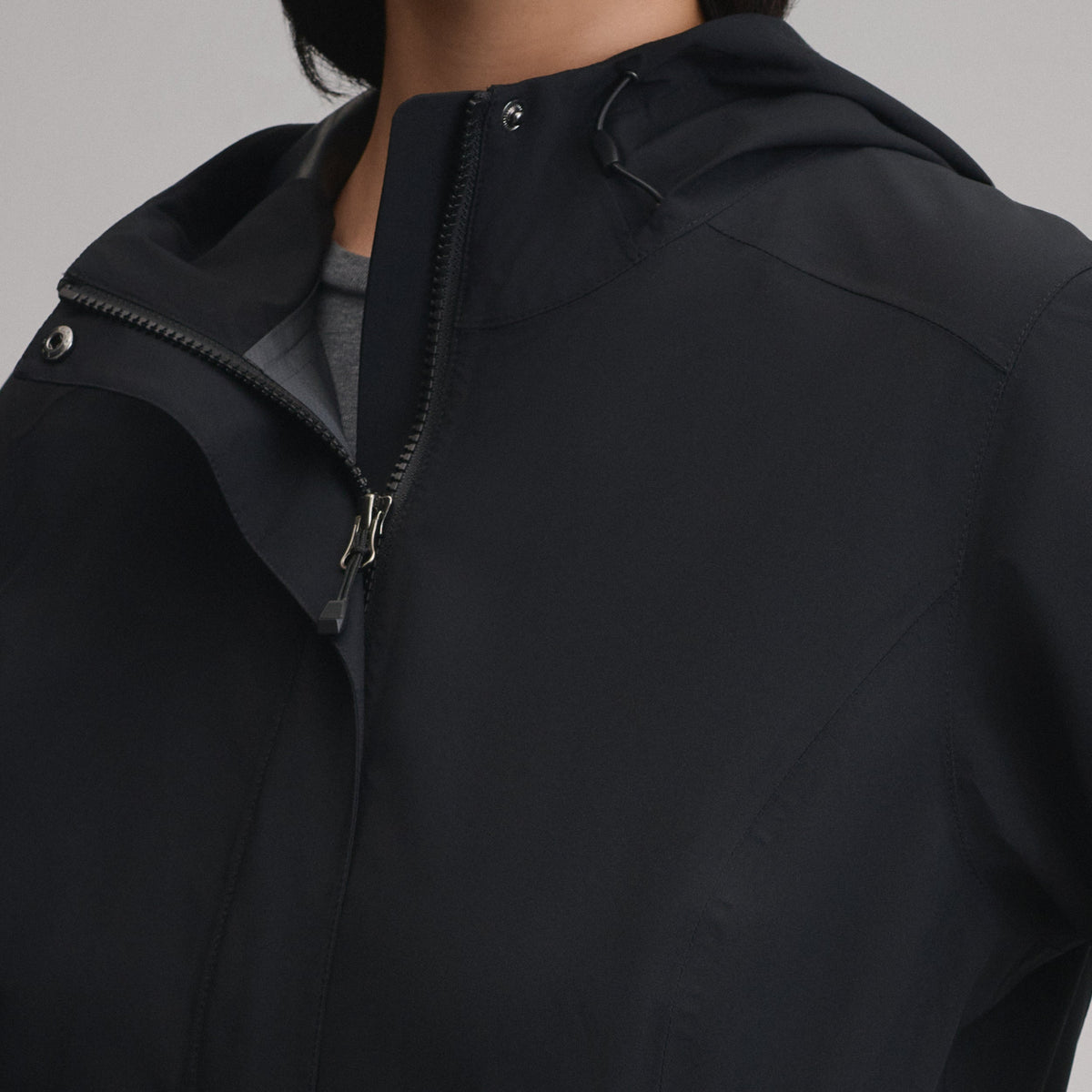 Eddie Bauer Women's Cloud Cap Waterproof Stretch Hooded Rain Parka alternate view 5