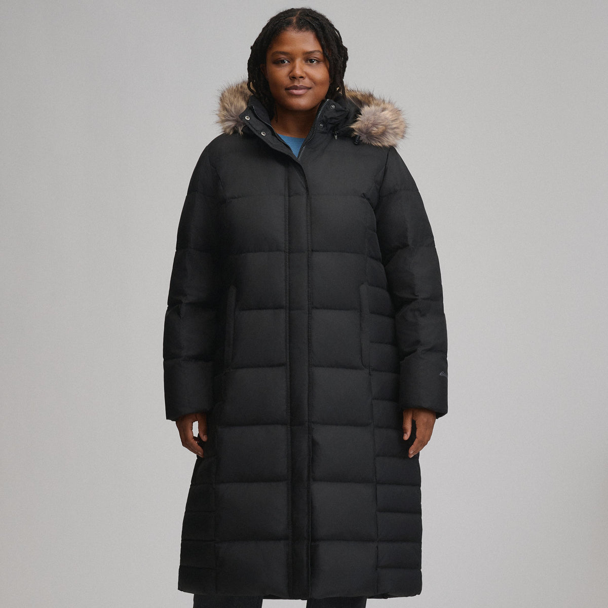 Eddie Bauer Women's Lodge Down Duffle Jacket alternate view 5