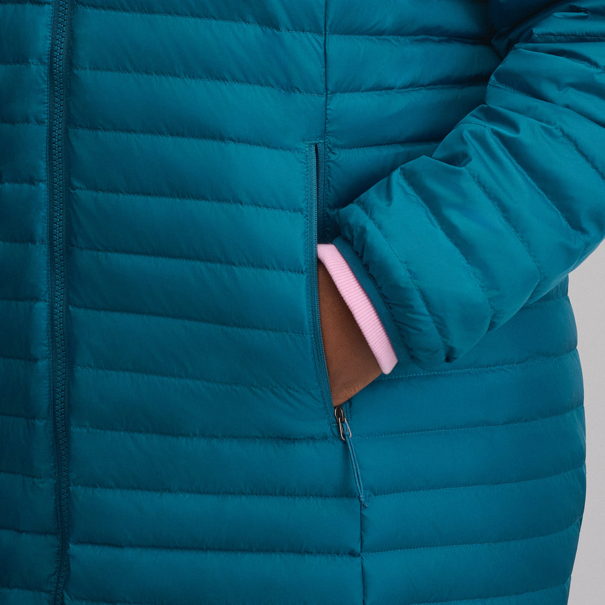 Eddie Bauer Women's Microlight Parka alternate view 4