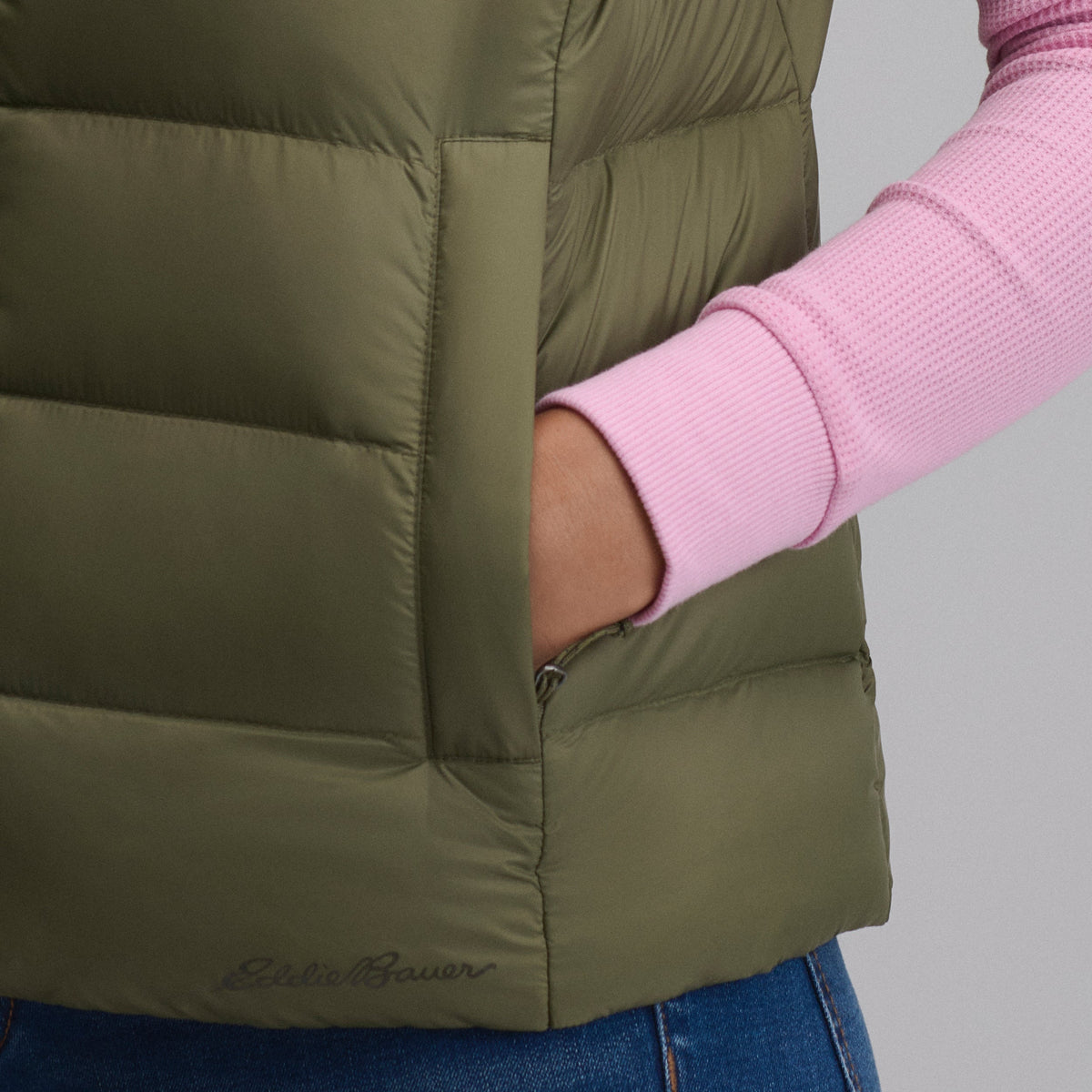Eddie Bauer Women's Cirruslite Down Vest alternate view 2