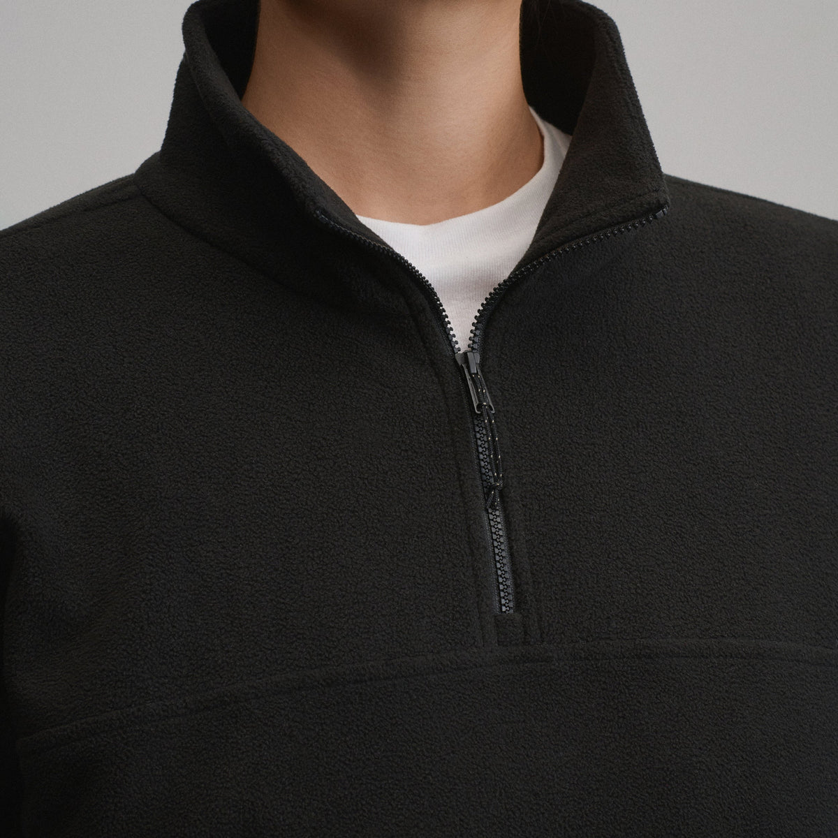 Eddie Bauer Women's Quest 2.0 Fleece Pullover alternate view 2