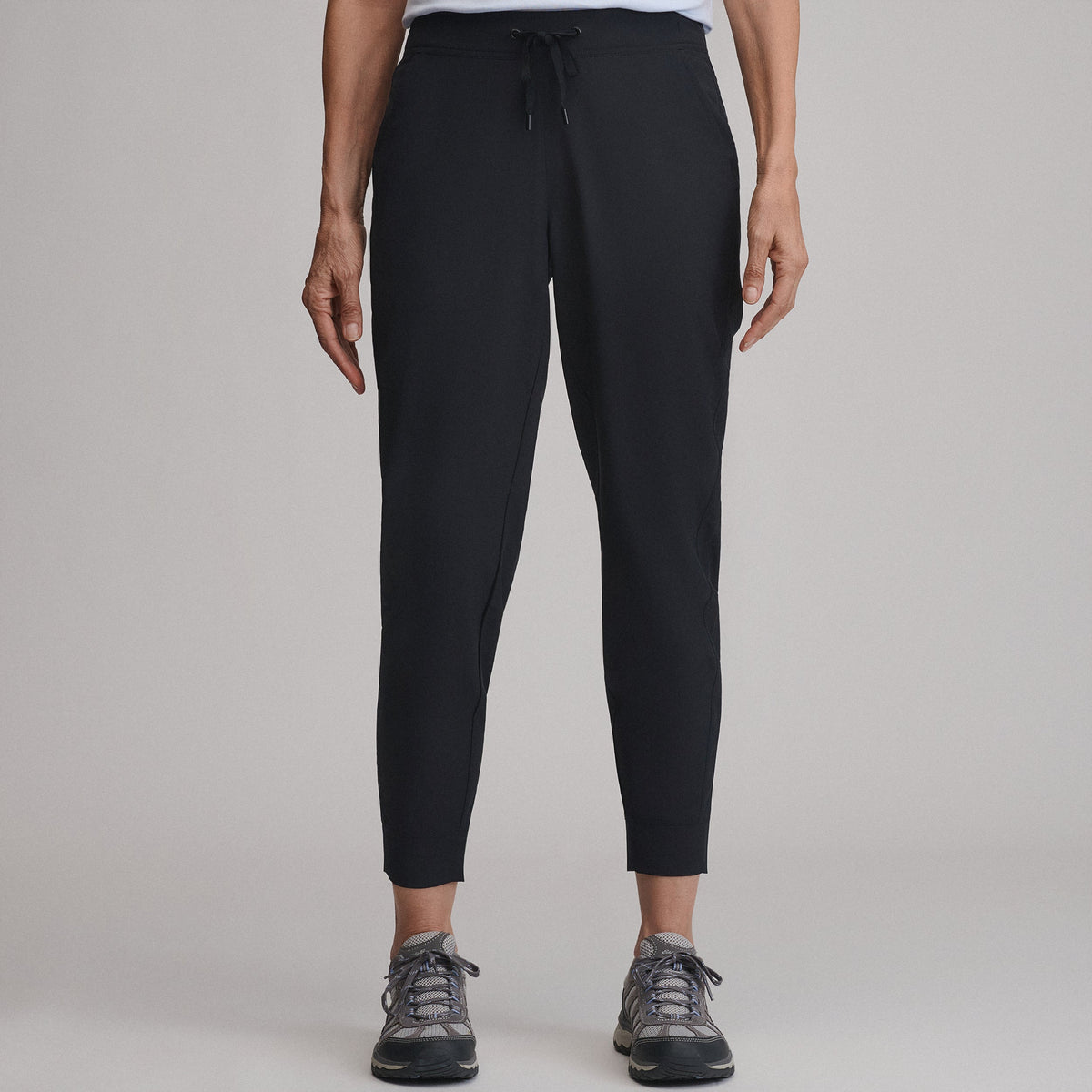 Eddie Bauer Women's Departure Stretch Mid-Rise Joggers product image