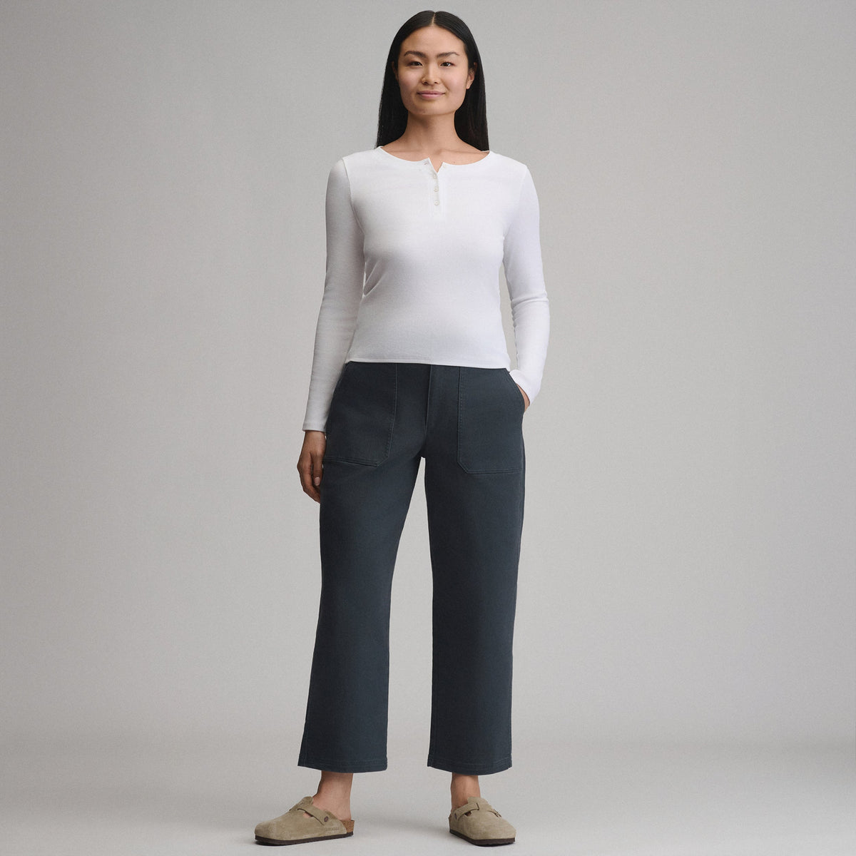 Eddie Bauer Women's Utility Twill Pants alternate view 2