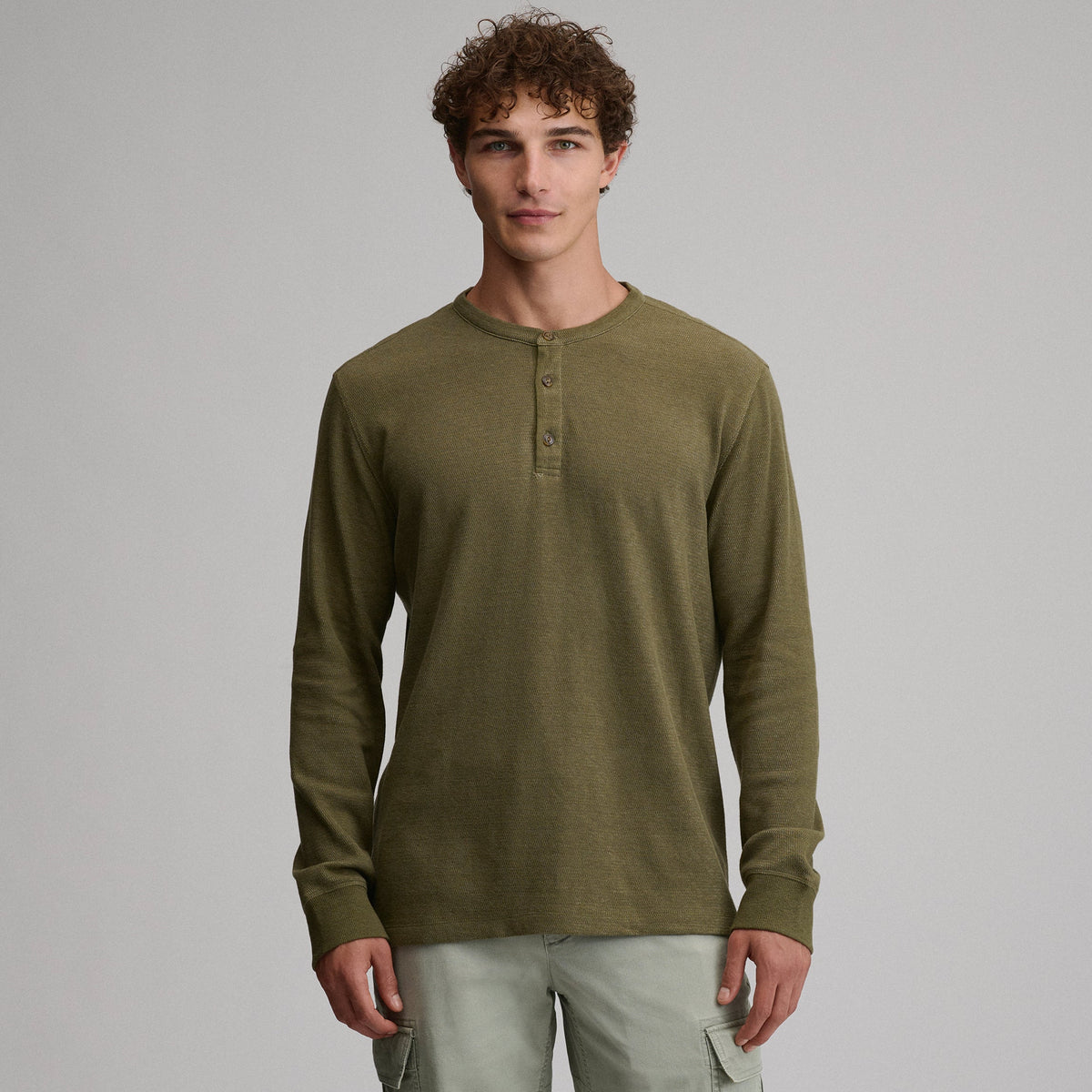Eddie Bauer Men's Birds Eye Long-Sleeve Thermal Henley alternate view 4