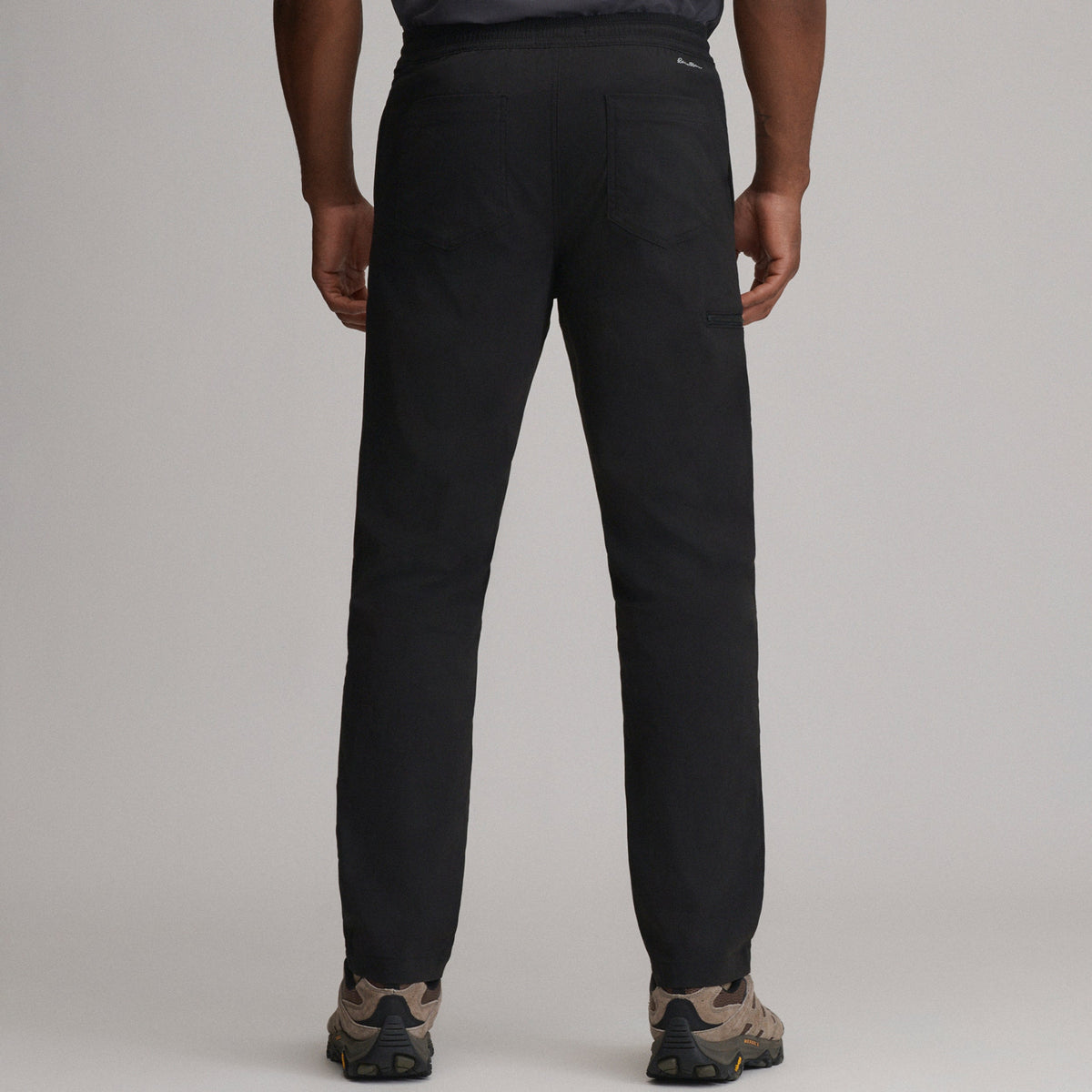 Eddie Bauer Men's Cascade Performance Pull-On Pants alternate view 1