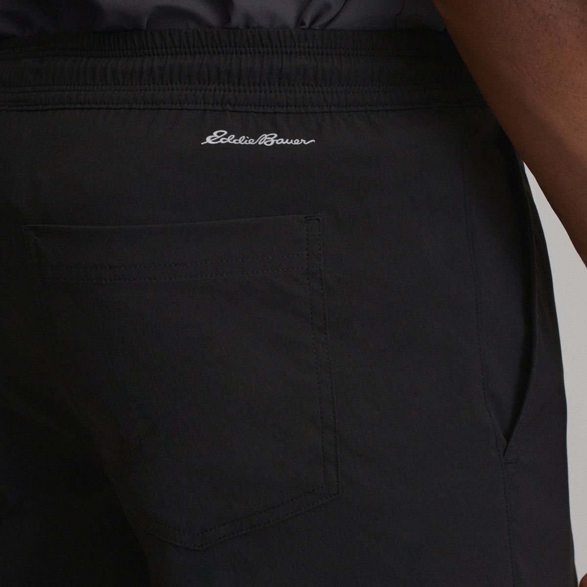 Eddie Bauer Men's Cascade Performance Pull-On Pants alternate view 3
