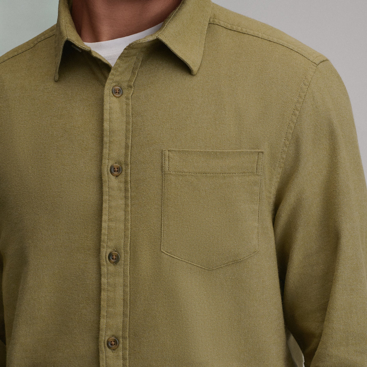 Eddie Bauer Men's Field 2.0 Flannel Flex Shirt alternate view 2