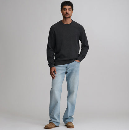 Eddie Bauer Men's Classic Crew Solid Sweater alternate view 3