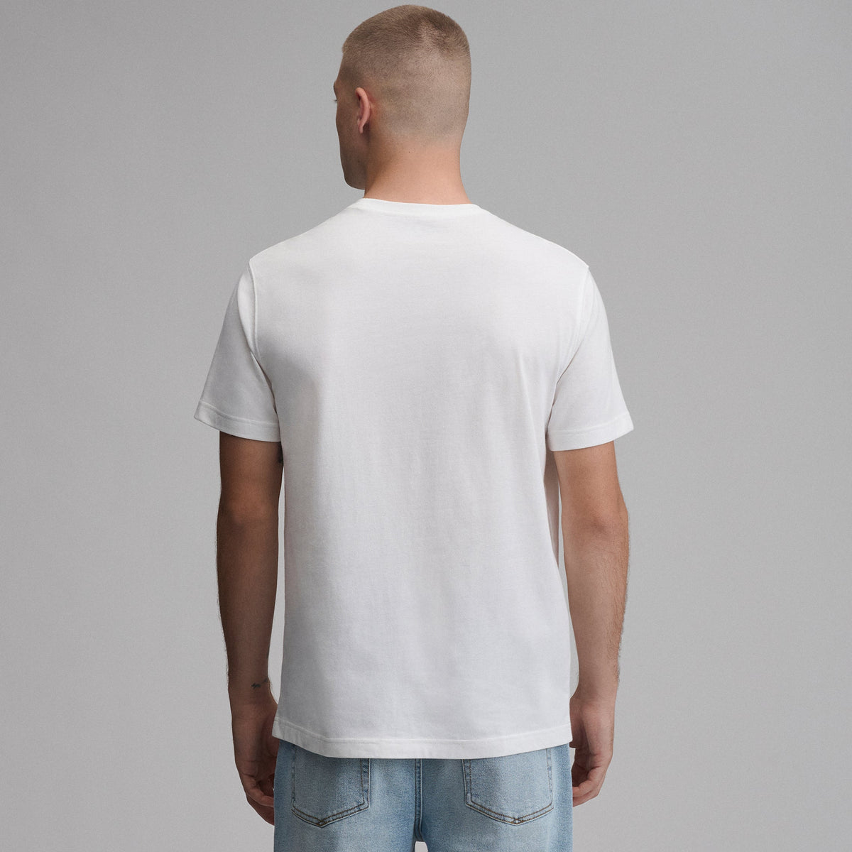 Eddie Bauer Men's EB Outdoorsy Squatch T-Shirt alternate view 1