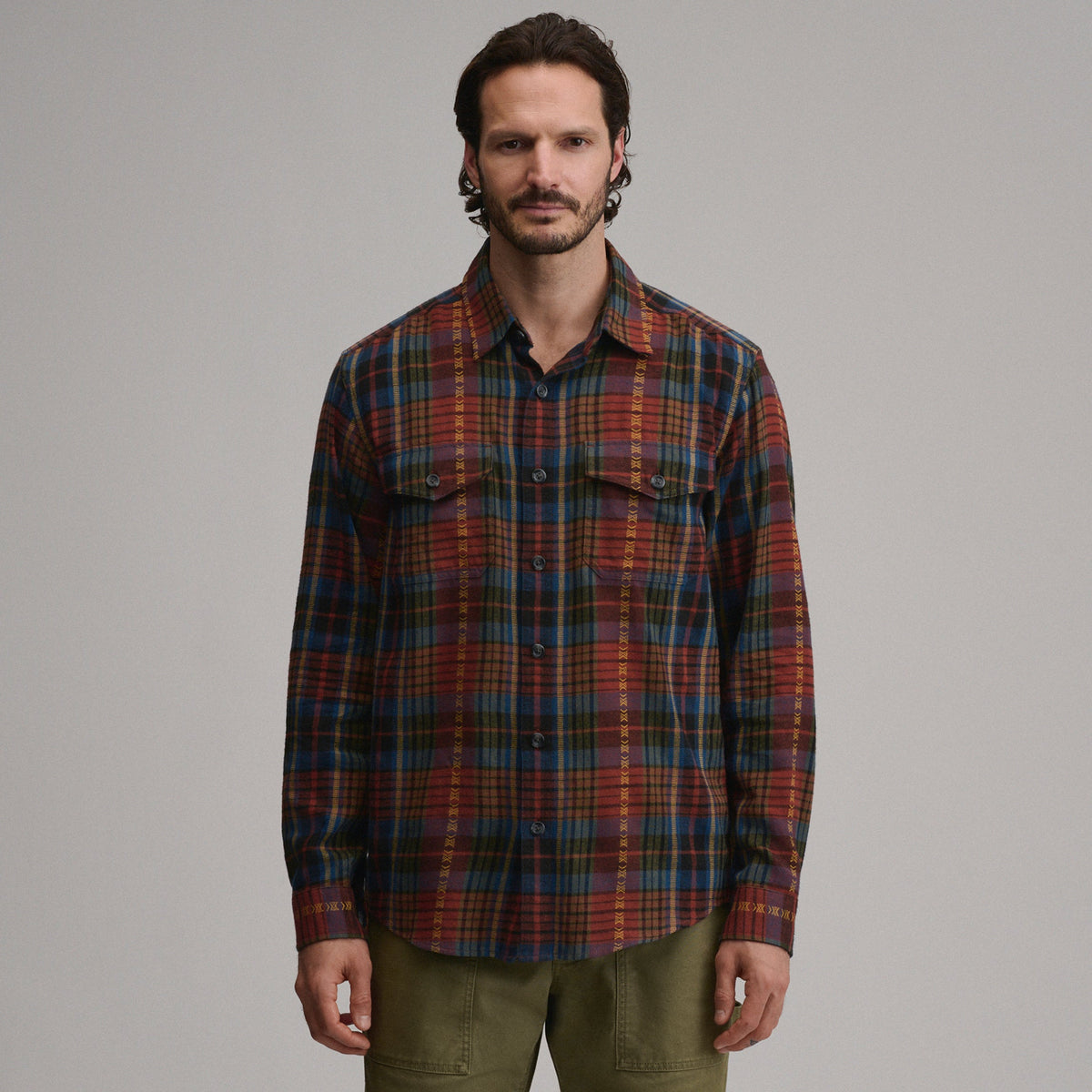 Eddie Bauer Men's Long-Sleeve Eddie's Cabin Shirt - Jacquard Plaid alternate view 4
