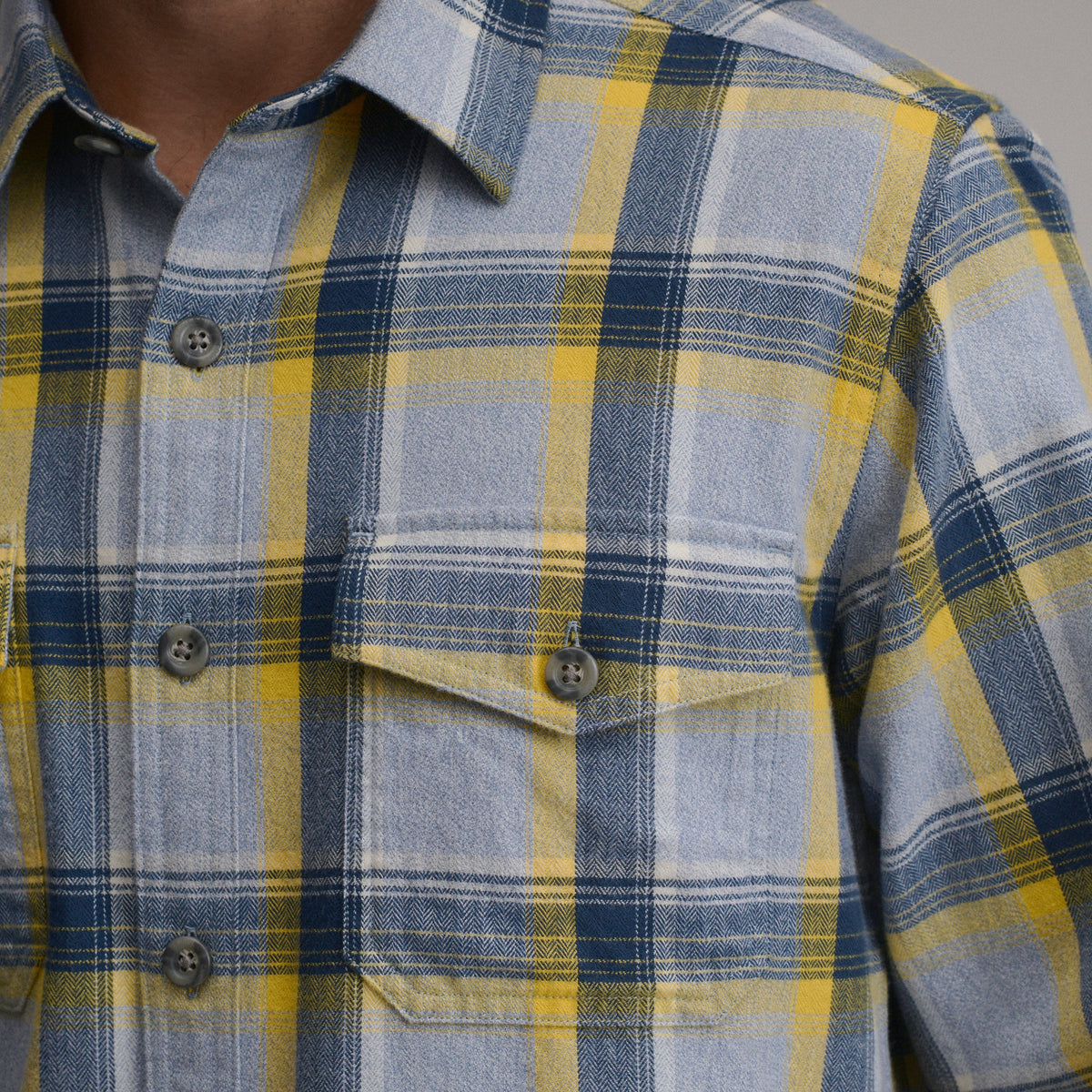Eddie Bauer Men's Long-Sleeve Eddie's Cabin Shirt - Jaspe Flannel alternate view 2