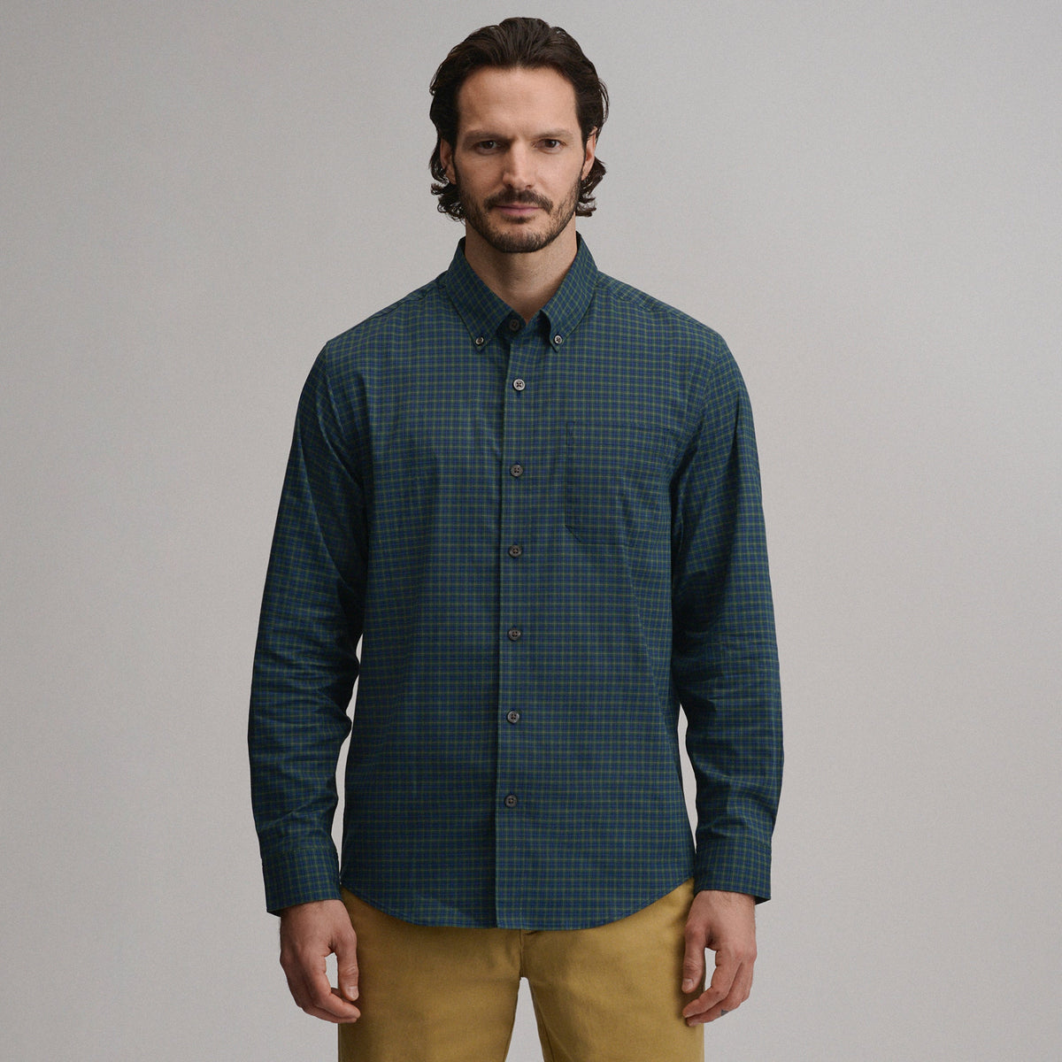Eddie Bauer Men's Long-Sleeve Voyager 2.0 Dress Shirt product image