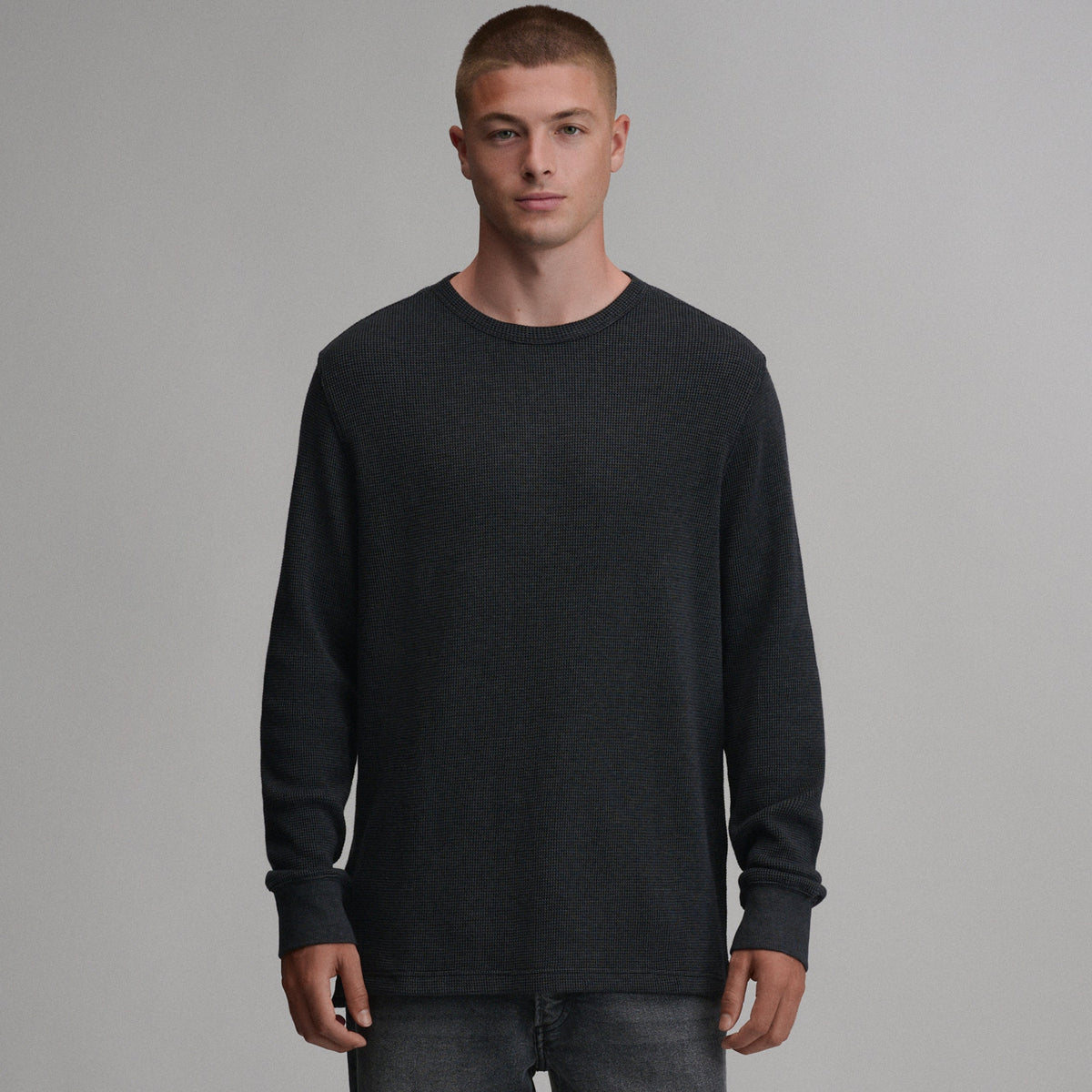 Eddie Bauer Men's Plaited Waffle Thermal Crew product image