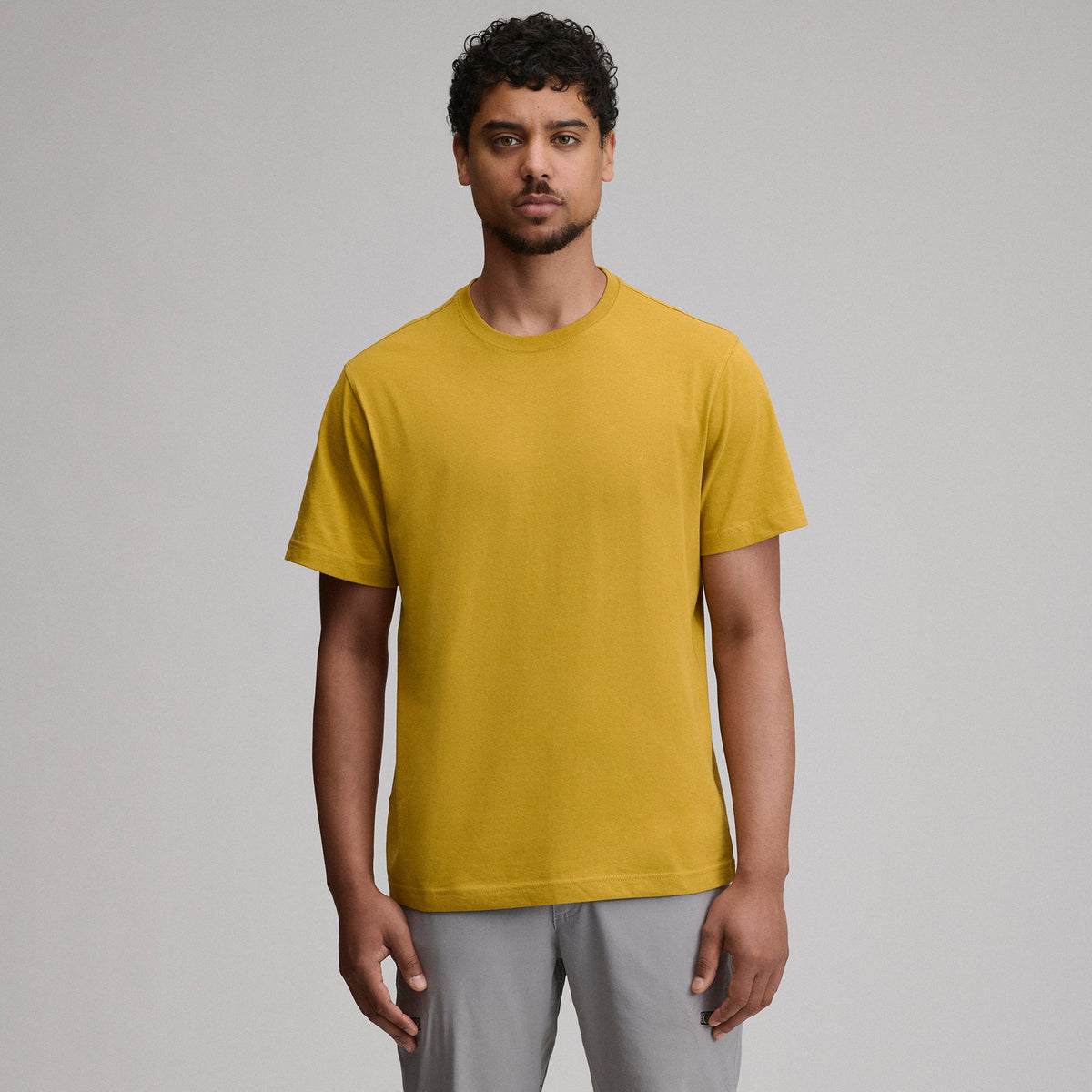 Eddie Bauer Men's Legend Wash 100% Cotton Short-Sleeve Classic T-Shirt alternate view 4