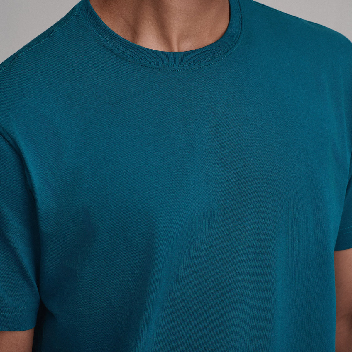 Eddie Bauer Men's Legend Wash 100% Cotton Short-Sleeve Classic T-Shirt alternate view 2