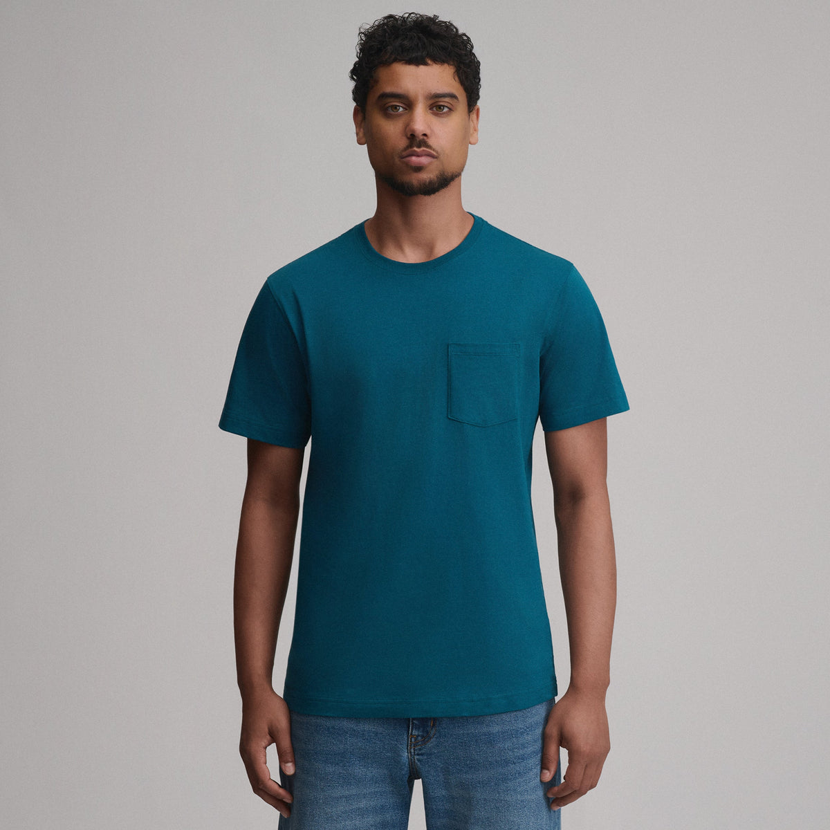 Eddie Bauer Men's Legend Wash 100% Cotton Short-Sleeve Pocket T-Shirt alternate view 4
