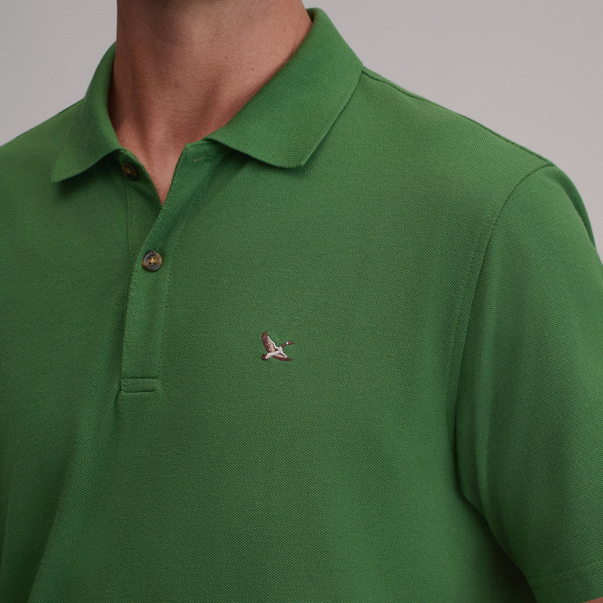 Eddie Bauer Men's Signature Piqué Short-Sleeve Polo alternate view 2