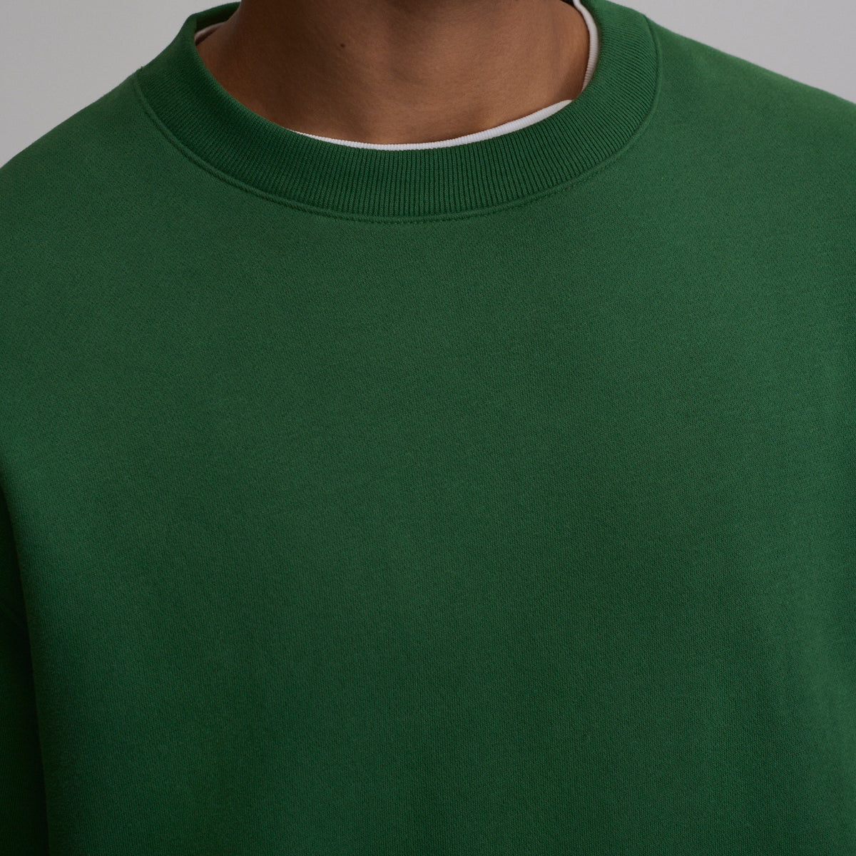 Eddie Bauer Men's Vintage Soft Crew Sweatshirt alternate view 2