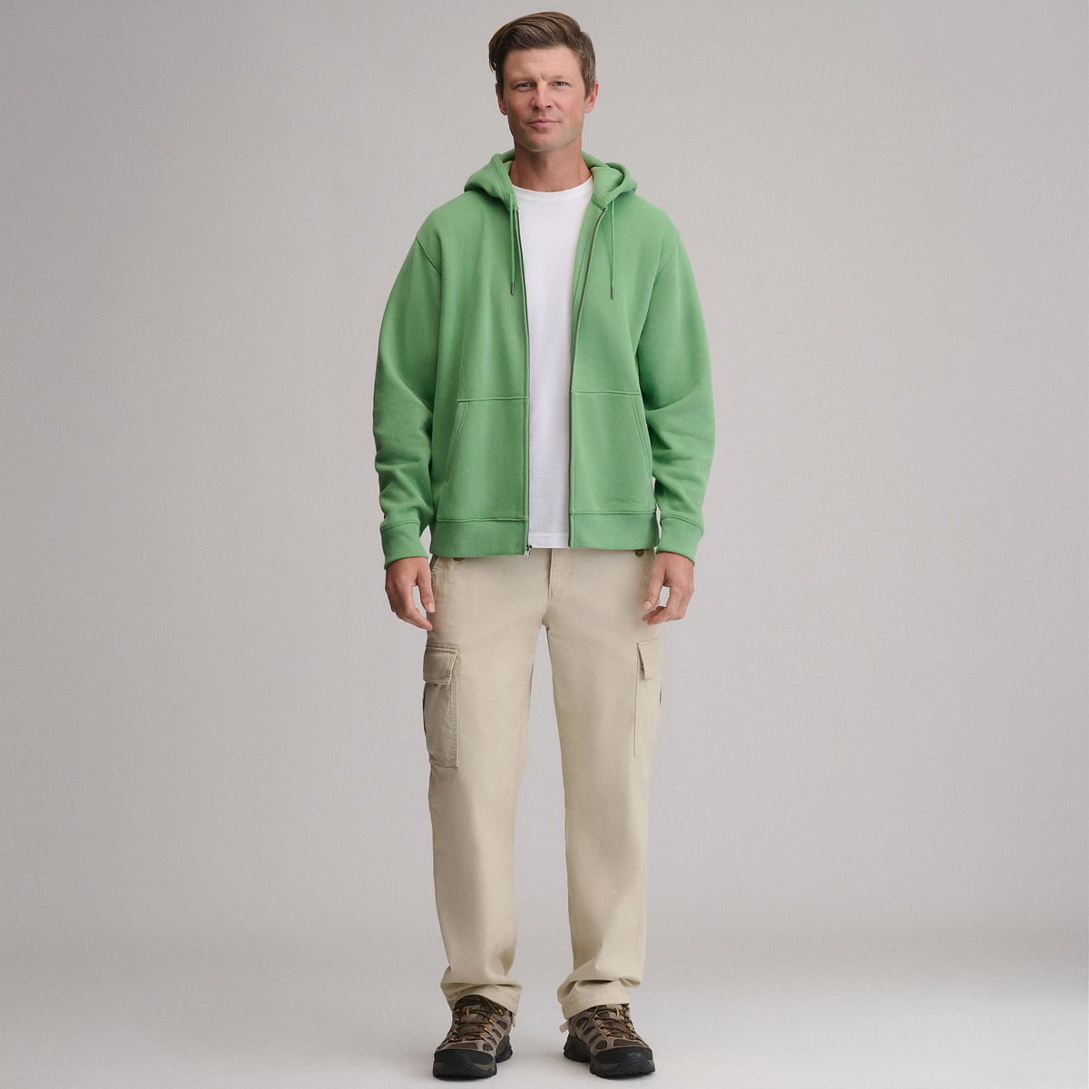 Eddie Bauer Men's Vintage Soft Full-Zip Sweatshirt alternate view 4