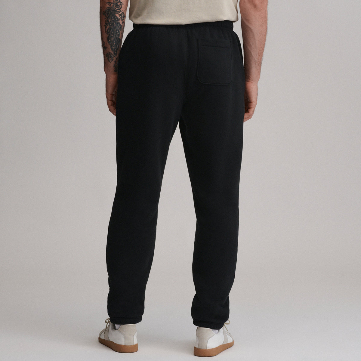 Eddie Bauer Men's The Vintage Soft Lined Sweatpants alternate view 1